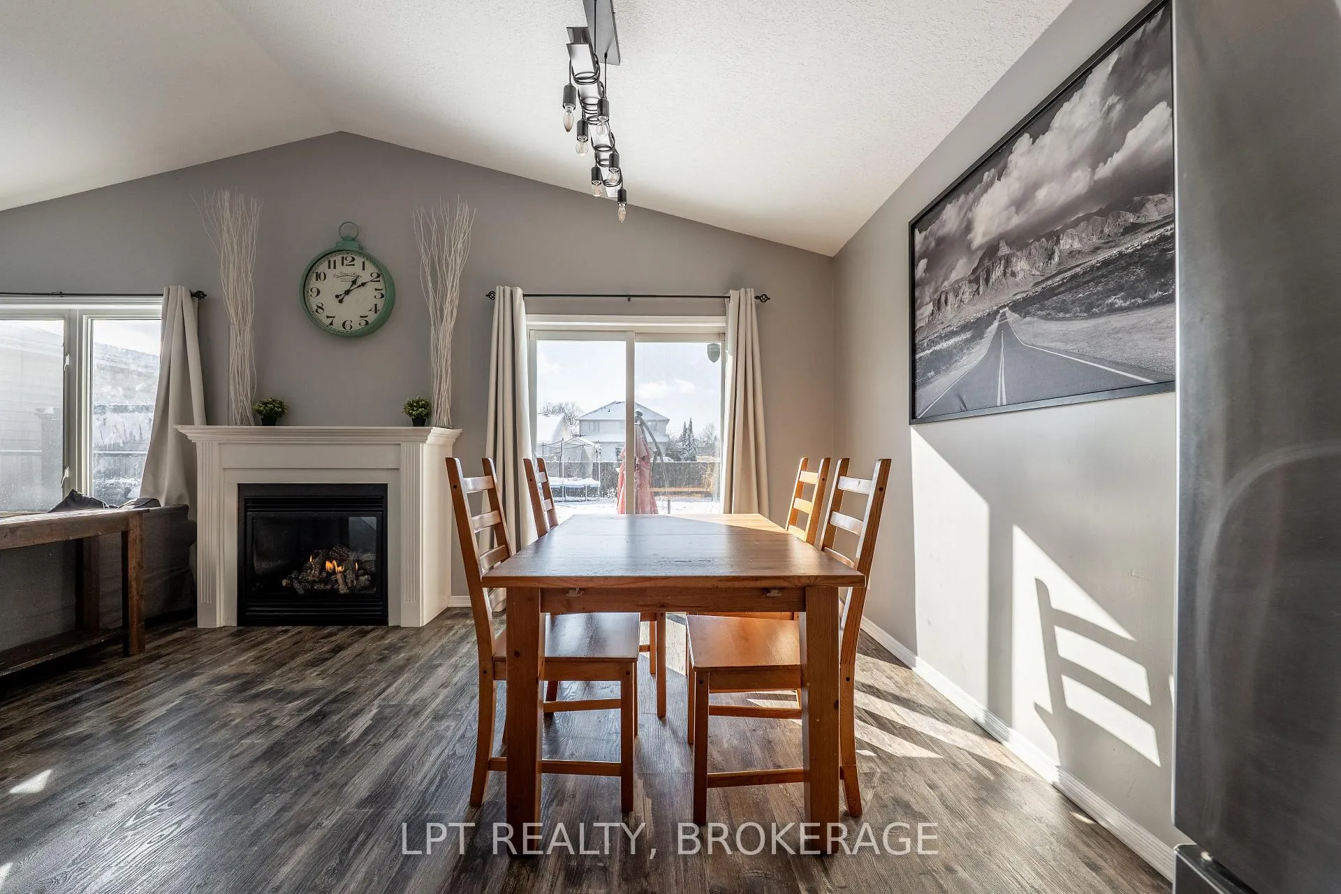 Photo 47 of 487 Mccallum Street, Kingston, Kingston East (Incl Barret Crt) — HOMEH