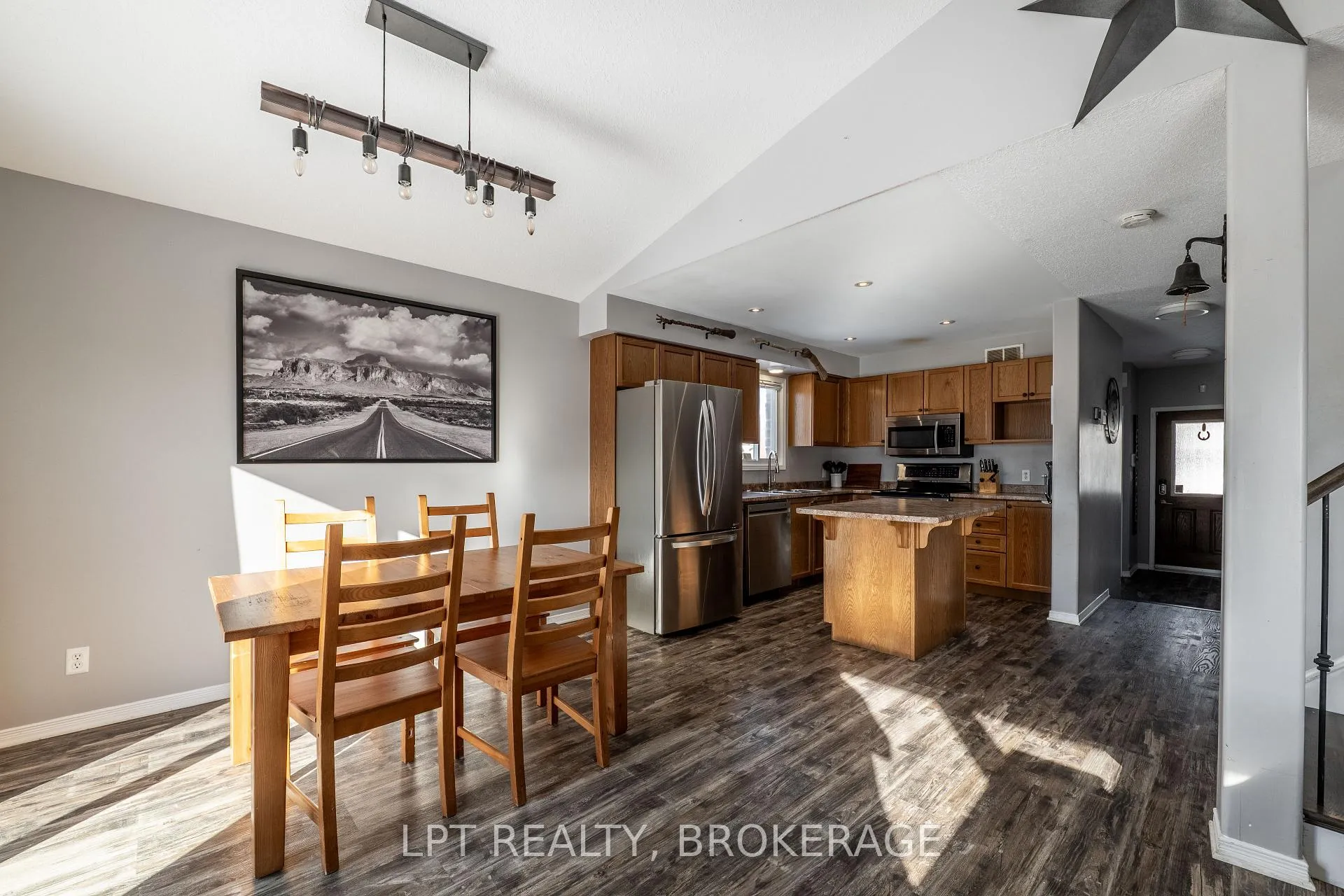 Photo 51 of 487 Mccallum Street, Kingston, Kingston East (Incl Barret Crt) — HOMEH