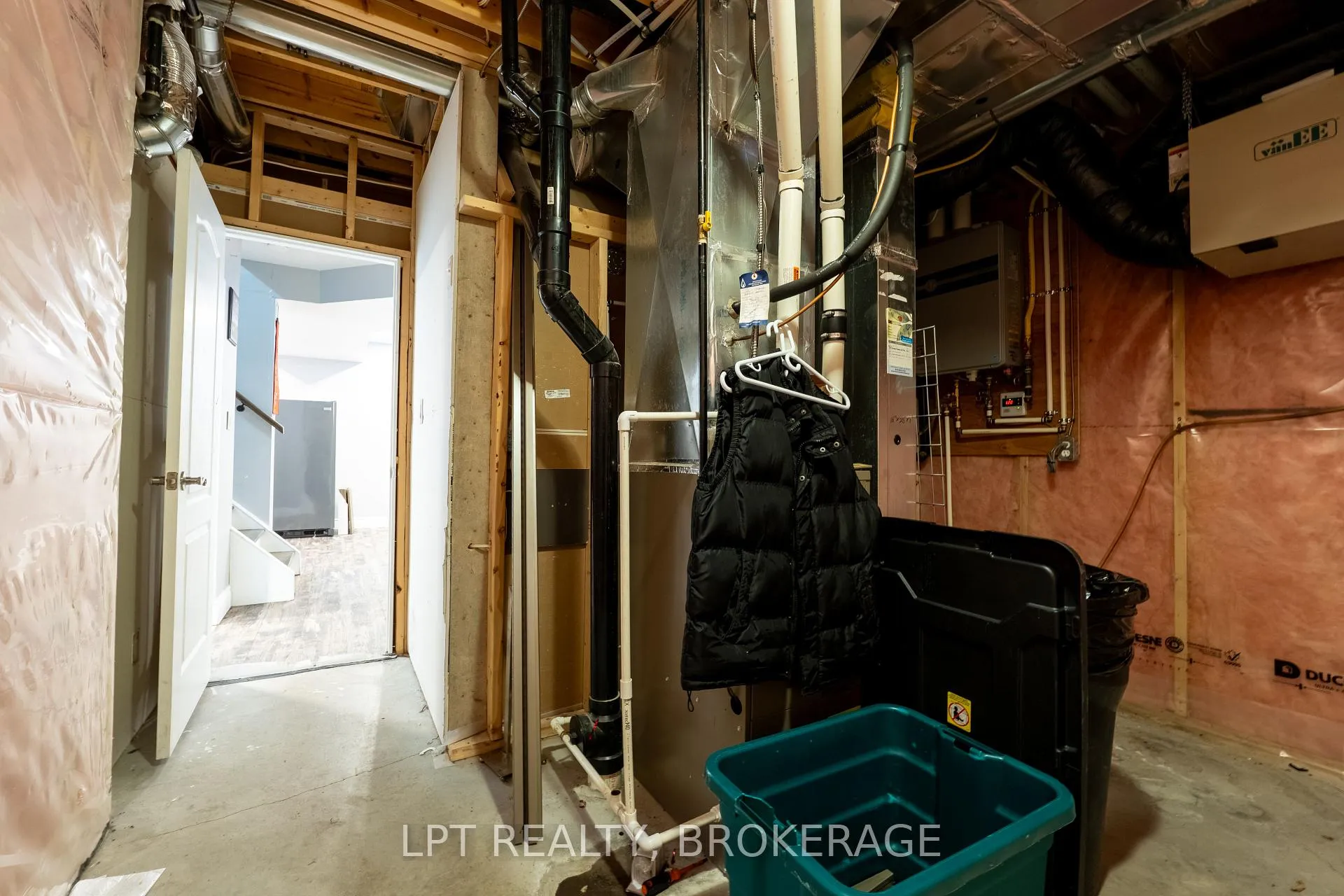 Photo 104 of 487 Mccallum Street, Kingston, Kingston East (Incl Barret Crt) — HOMEH