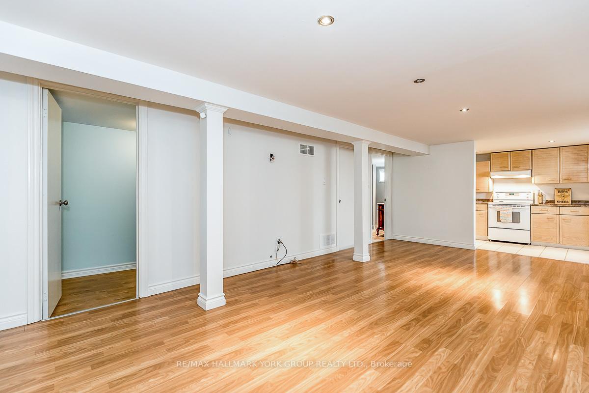Photo 10 of Unit LOWER, 6 Davis Road, Aurora, Aurora Highlands — HOMEH