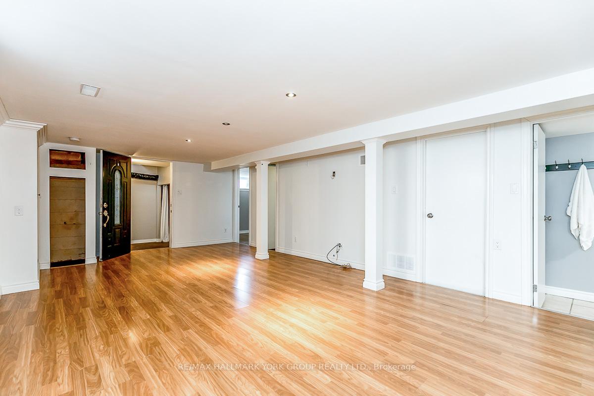 Photo 12 of Unit LOWER, 6 Davis Road, Aurora, Aurora Highlands — HOMEH