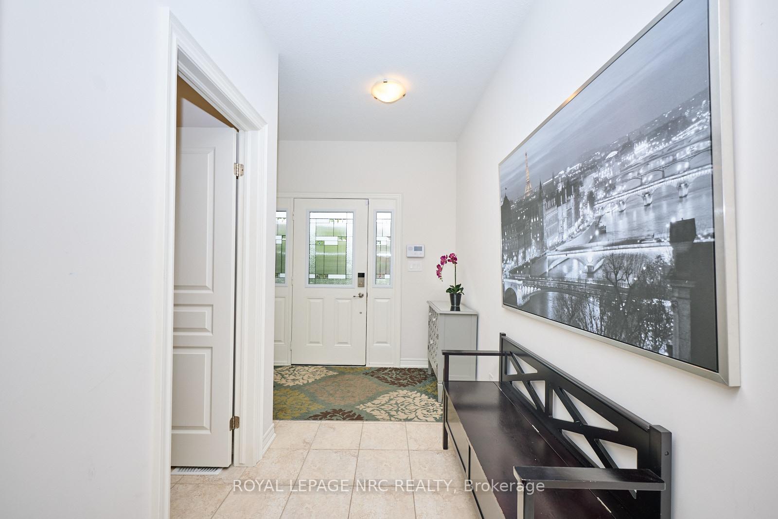 Photo 9 of 86 Silverwood Avenue, Welland, Coyle Creek — HOMEH