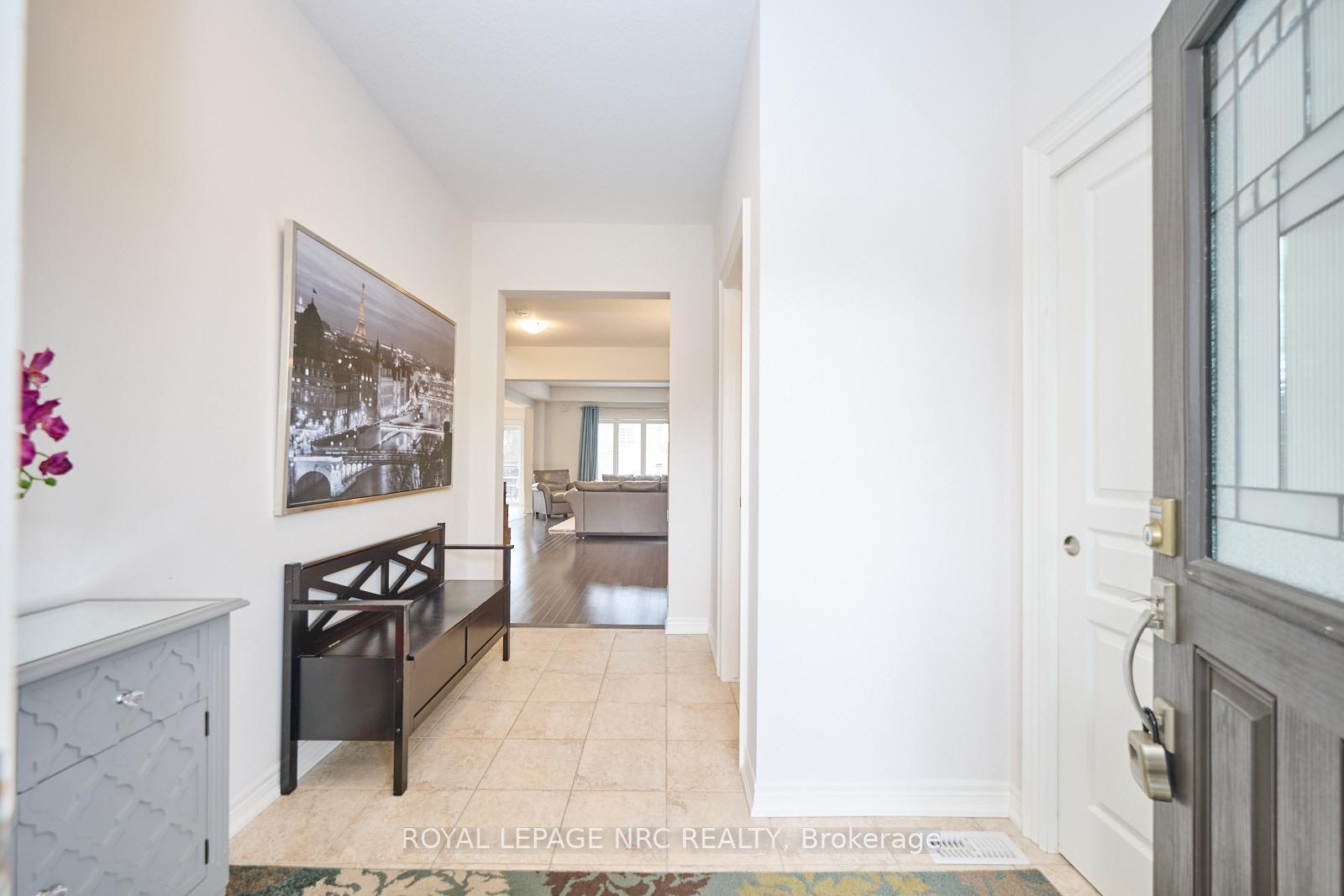 Photo 10 of 86 Silverwood Avenue, Welland, Coyle Creek — HOMEH