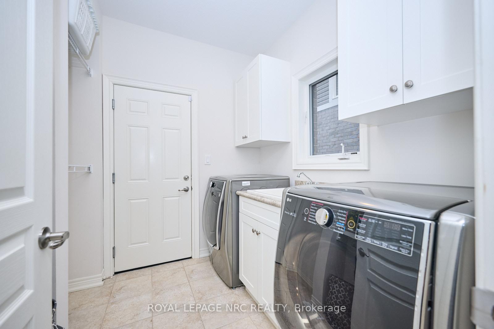 Photo 28 of 86 Silverwood Avenue, Welland, Coyle Creek — HOMEH