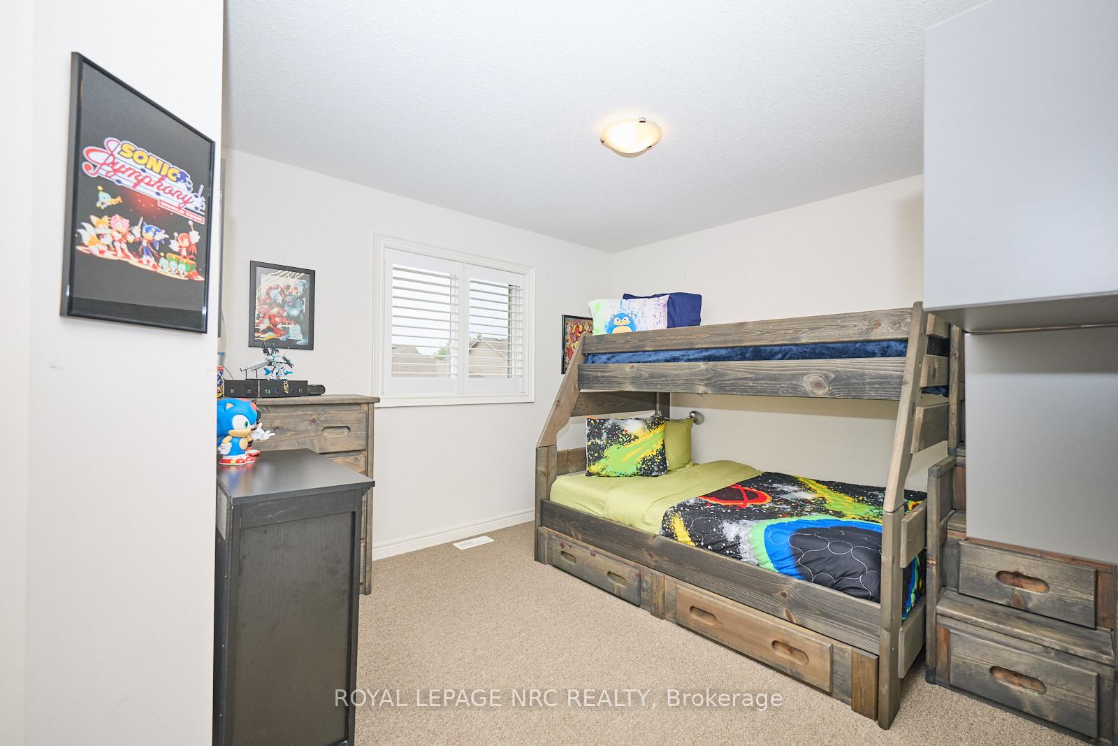 Photo 36 of 86 Silverwood Avenue, Welland, Coyle Creek — HOMEH