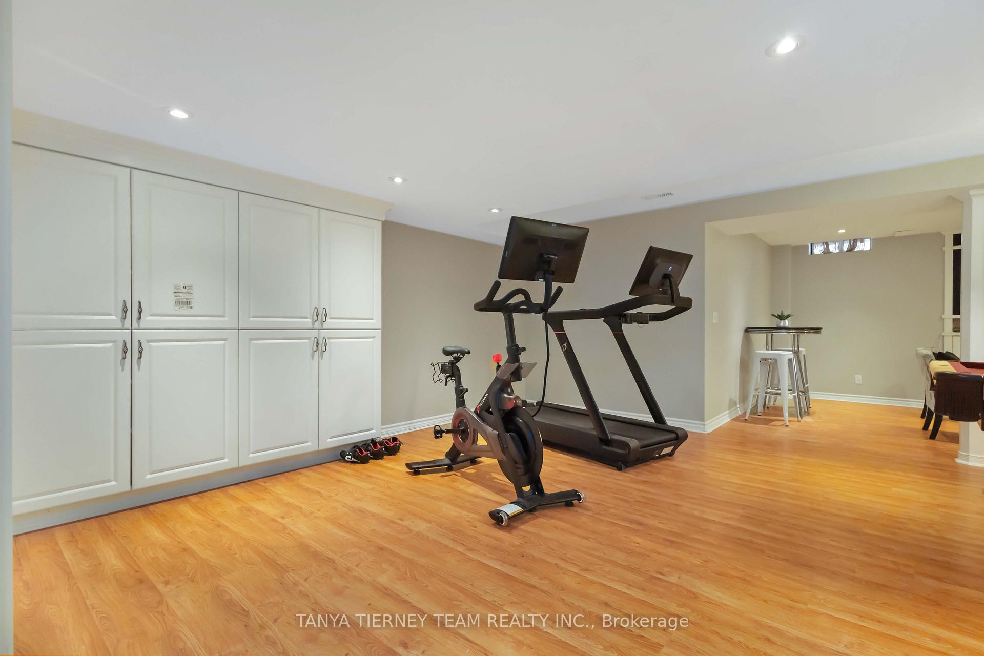 Photo 1 of 14 Amanda Avenue, Whitby, Brooklin — HOMEH