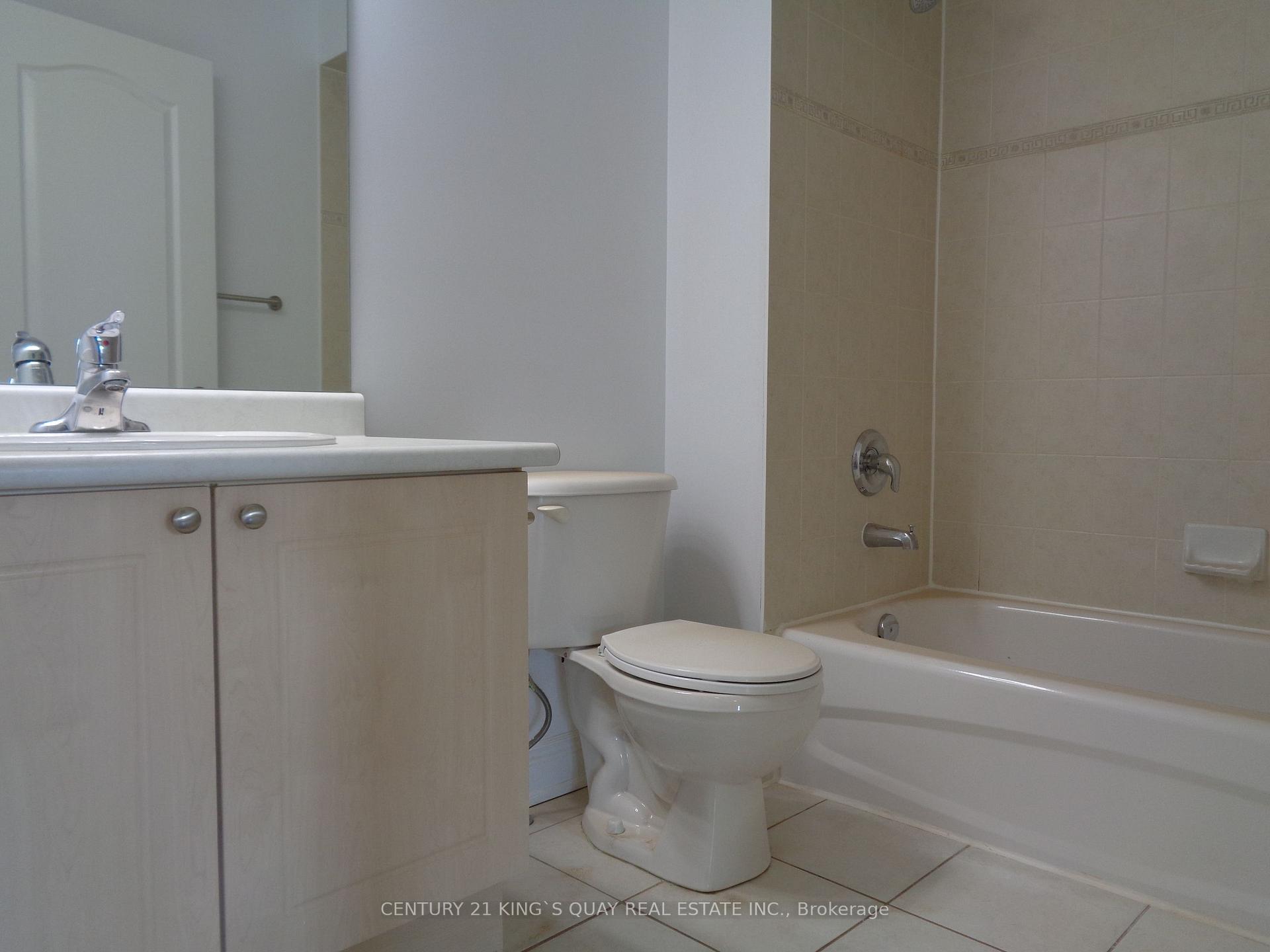 Photo 12 of 32 Mintwood Road, Vaughan, Patterson — HOMEH