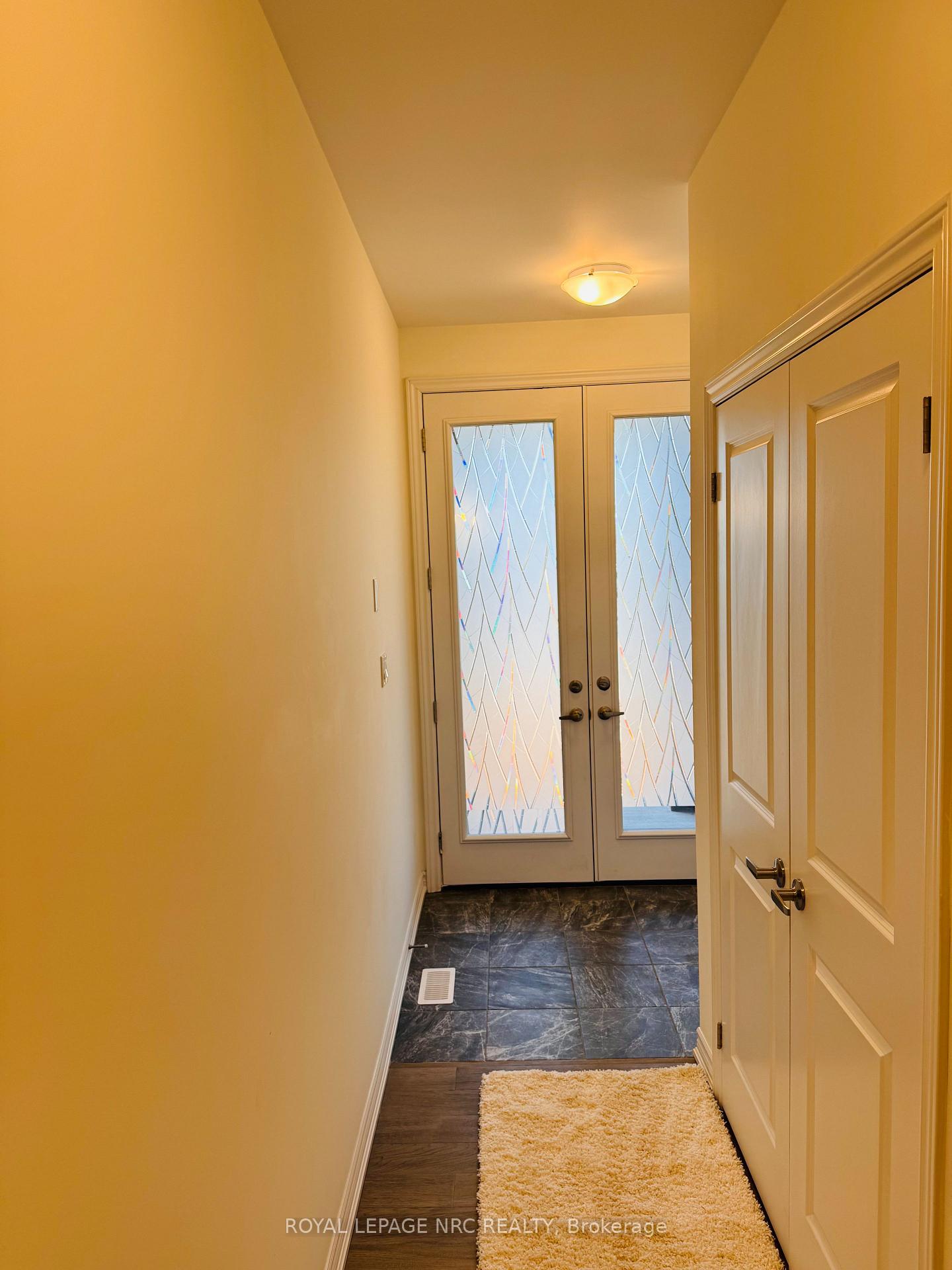 Photo 3 of 105 Laugher Avenue, Welland, Lincoln/Crowland — HOMEH