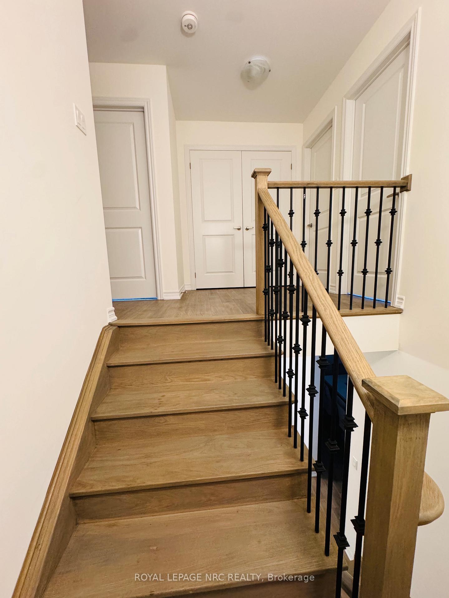 Photo 12 of 105 Laugher Avenue, Welland, Lincoln/Crowland — HOMEH