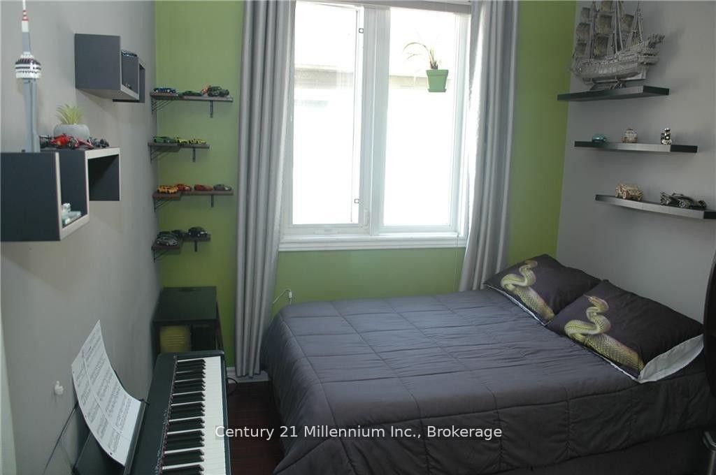 Photo 16 of 7 Sparrow Lane, Wasaga Beach — HOMEH