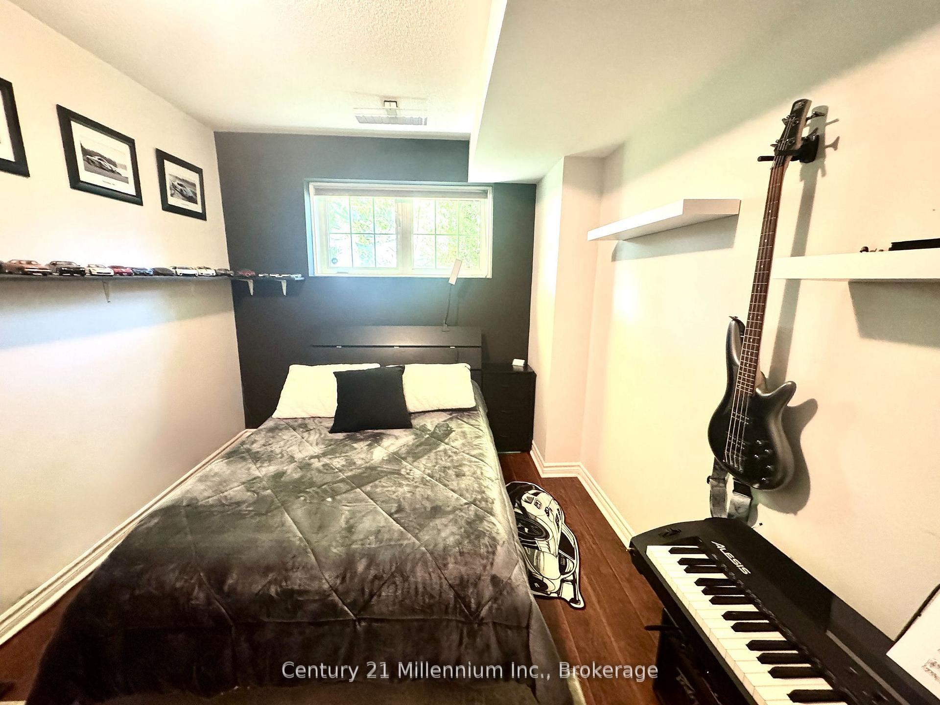 Photo 22 of 7 Sparrow Lane, Wasaga Beach — HOMEH