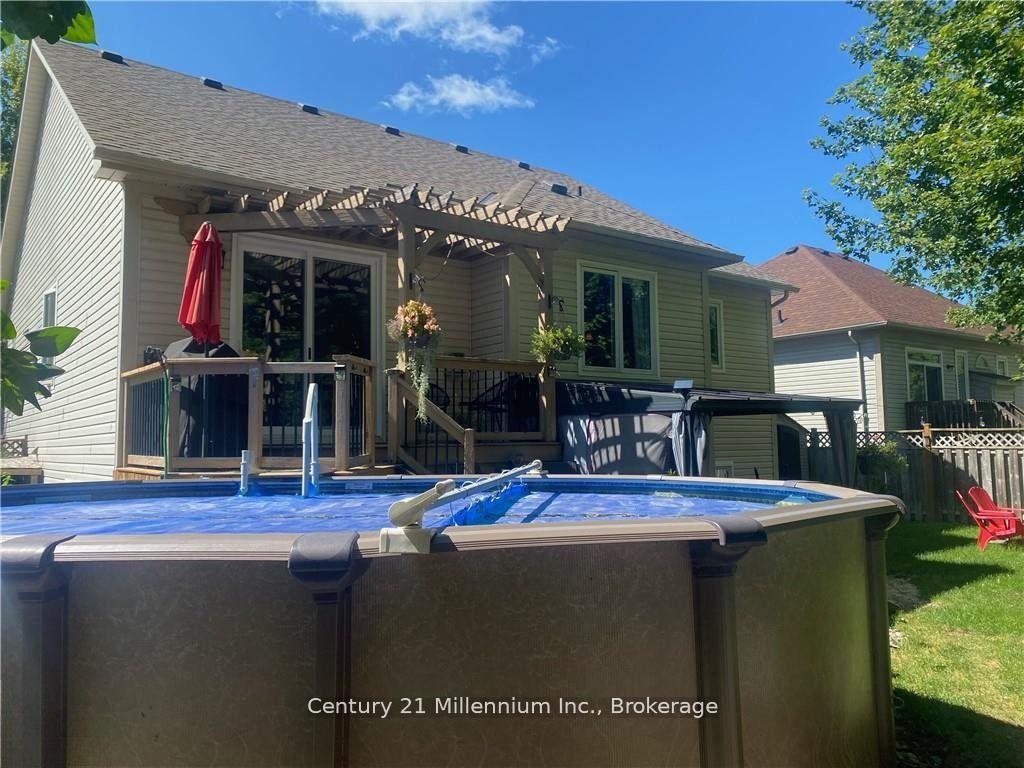 Photo 34 of 7 Sparrow Lane, Wasaga Beach — HOMEH
