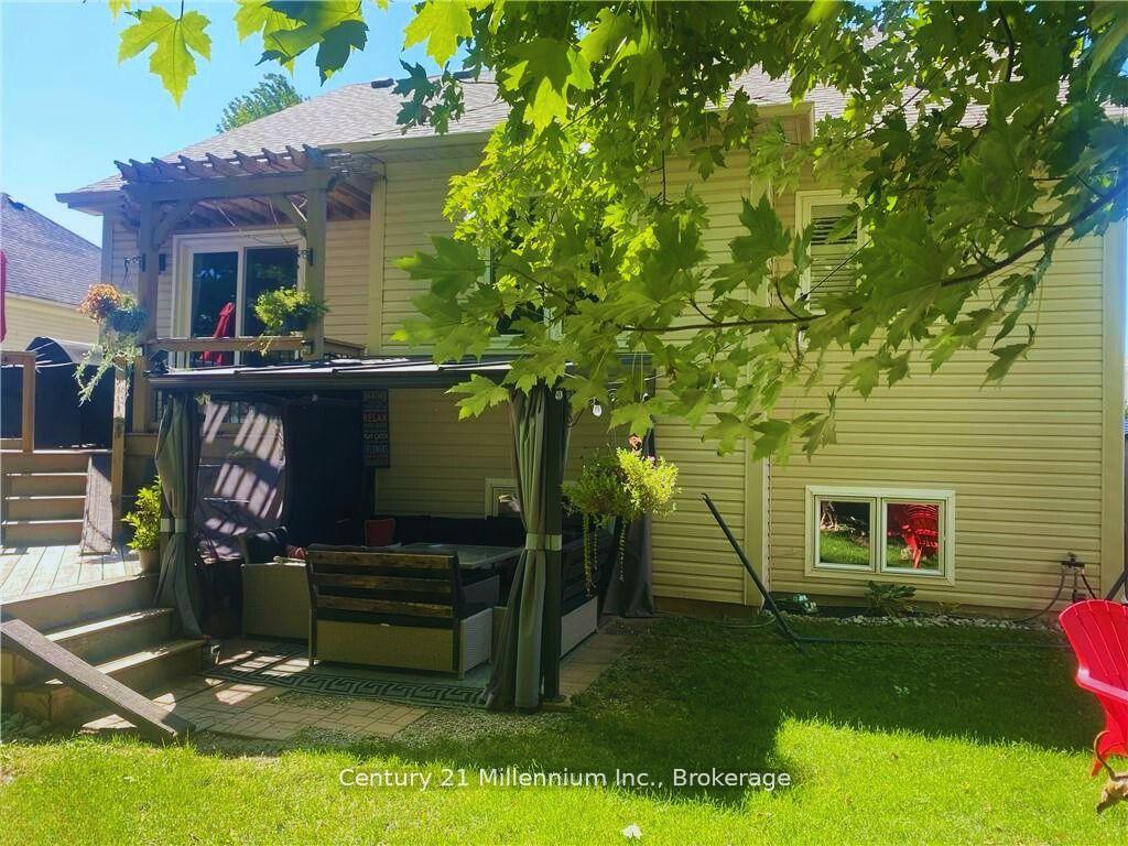 Photo 36 of 7 Sparrow Lane, Wasaga Beach — HOMEH