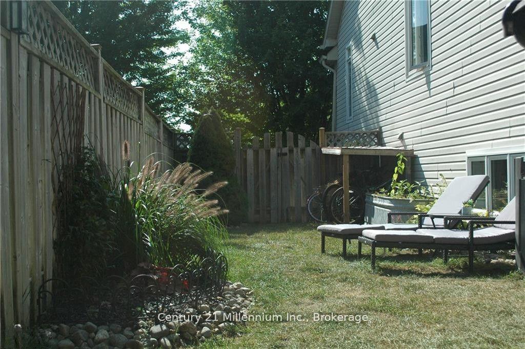 Photo 37 of 7 Sparrow Lane, Wasaga Beach — HOMEH
