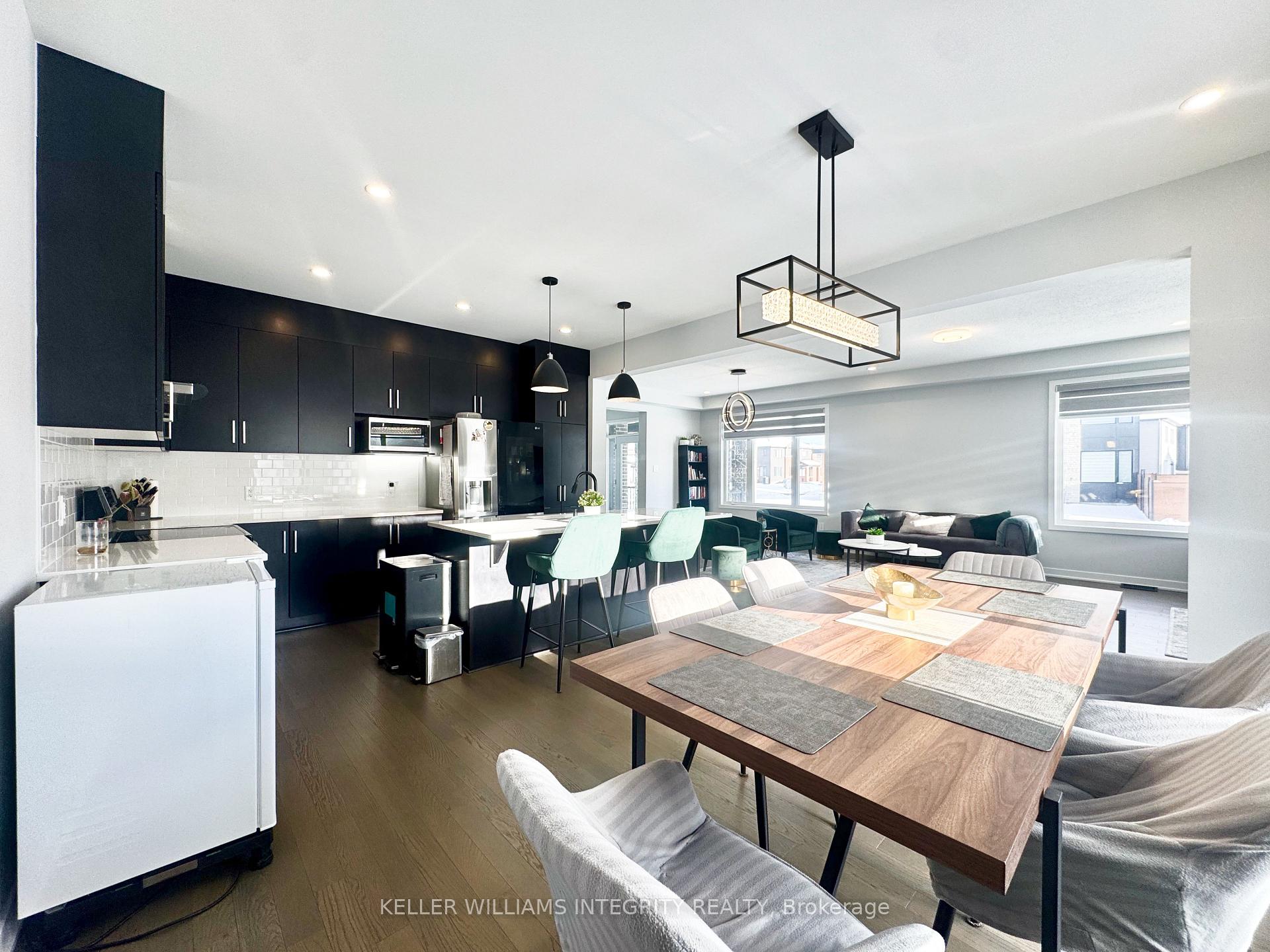 Photo 4 of 830 Crossgate Street, Ottawa, Barrhaven - Stonebridge — HOMEH