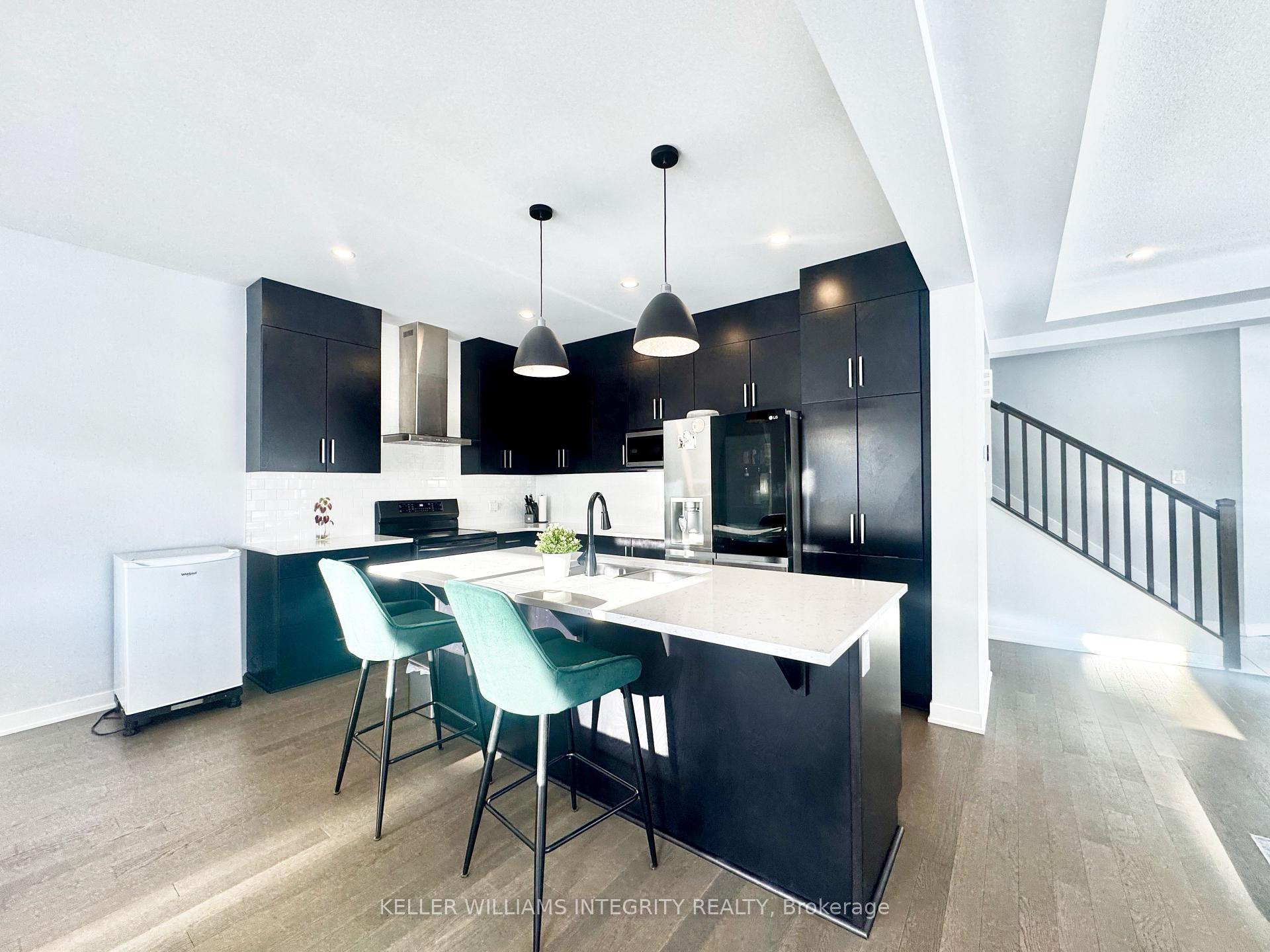 Photo 6 of 830 Crossgate Street, Ottawa, Barrhaven - Stonebridge — HOMEH