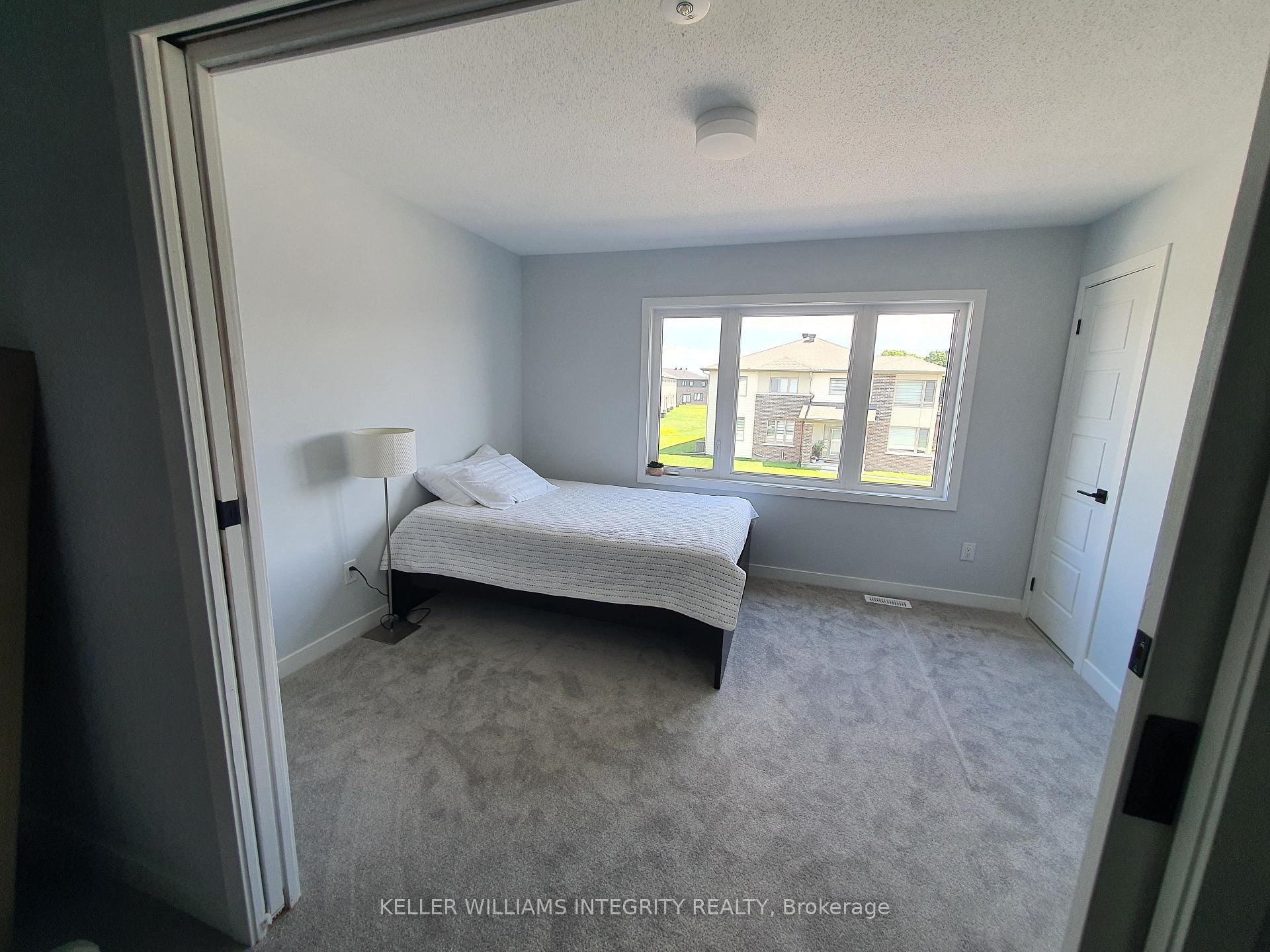 Photo 17 of 830 Crossgate Street, Ottawa, Barrhaven - Stonebridge — HOMEH