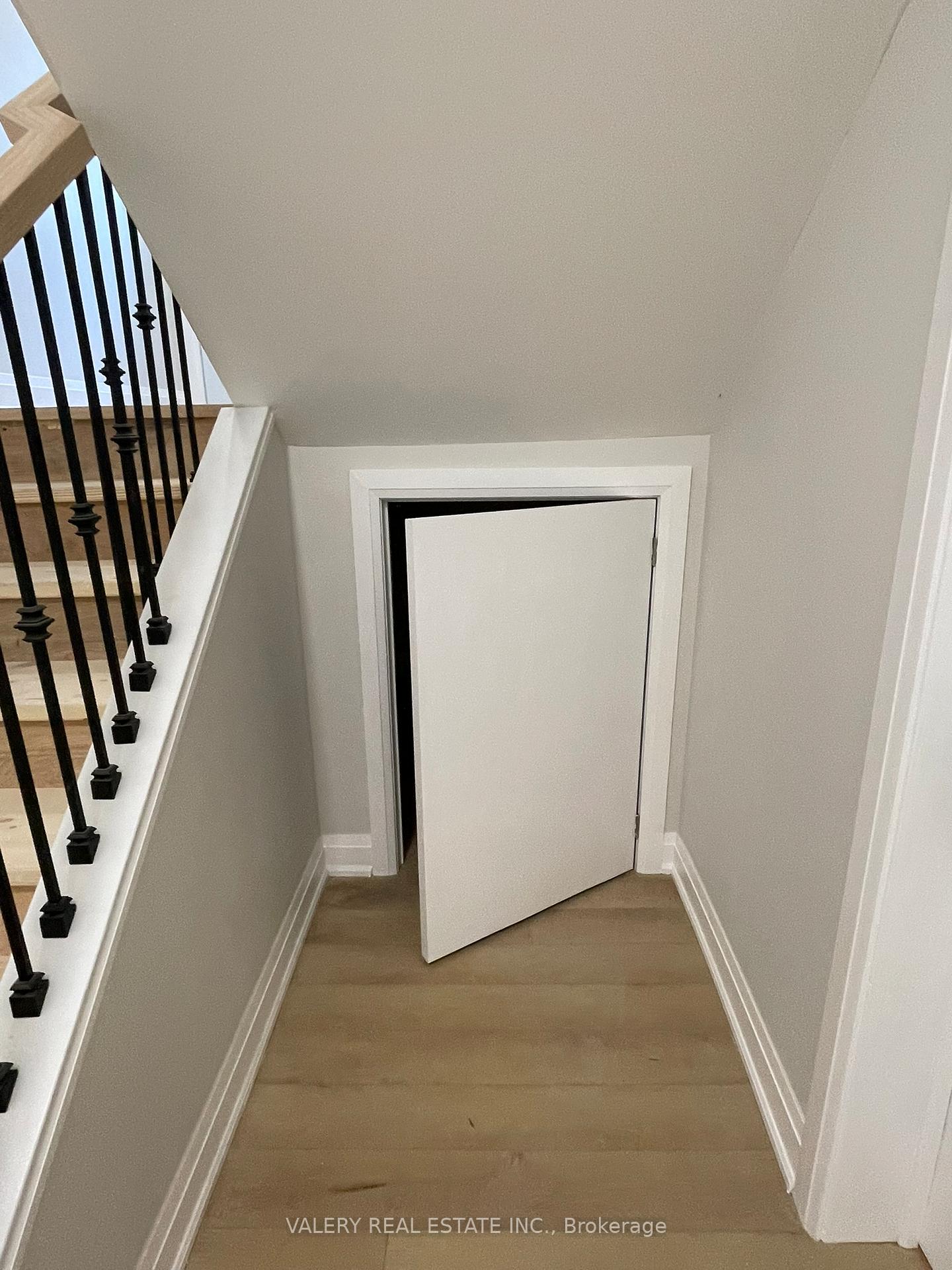 Photo 7 of Unit LOWER, 1119 King Street, Whitby, Downtown Whitby — HOMEH