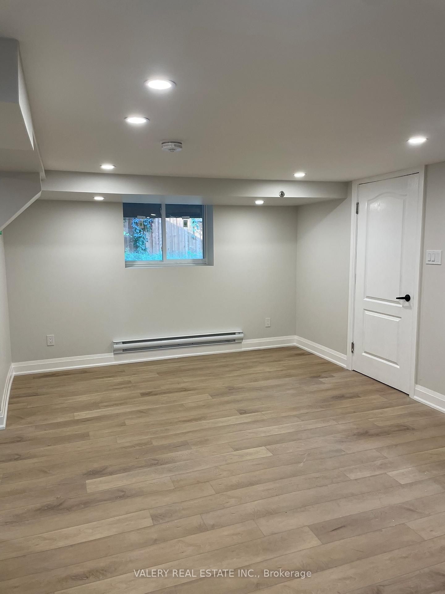 Photo 10 of Unit LOWER, 1119 King Street, Whitby, Downtown Whitby — HOMEH