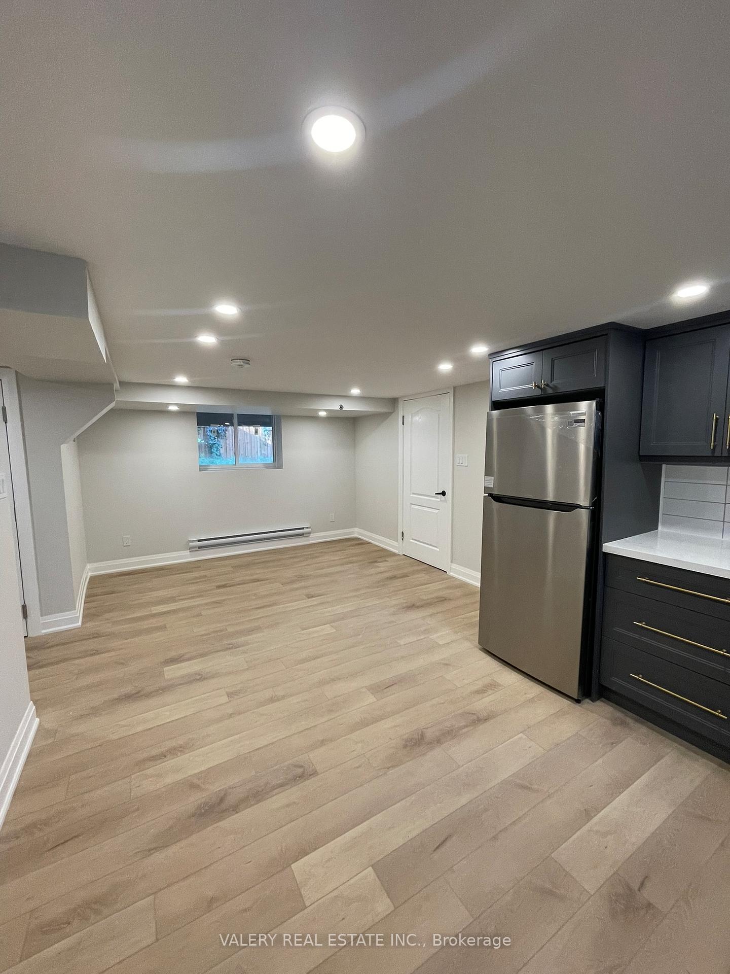 Photo 11 of Unit LOWER, 1119 King Street, Whitby, Downtown Whitby — HOMEH