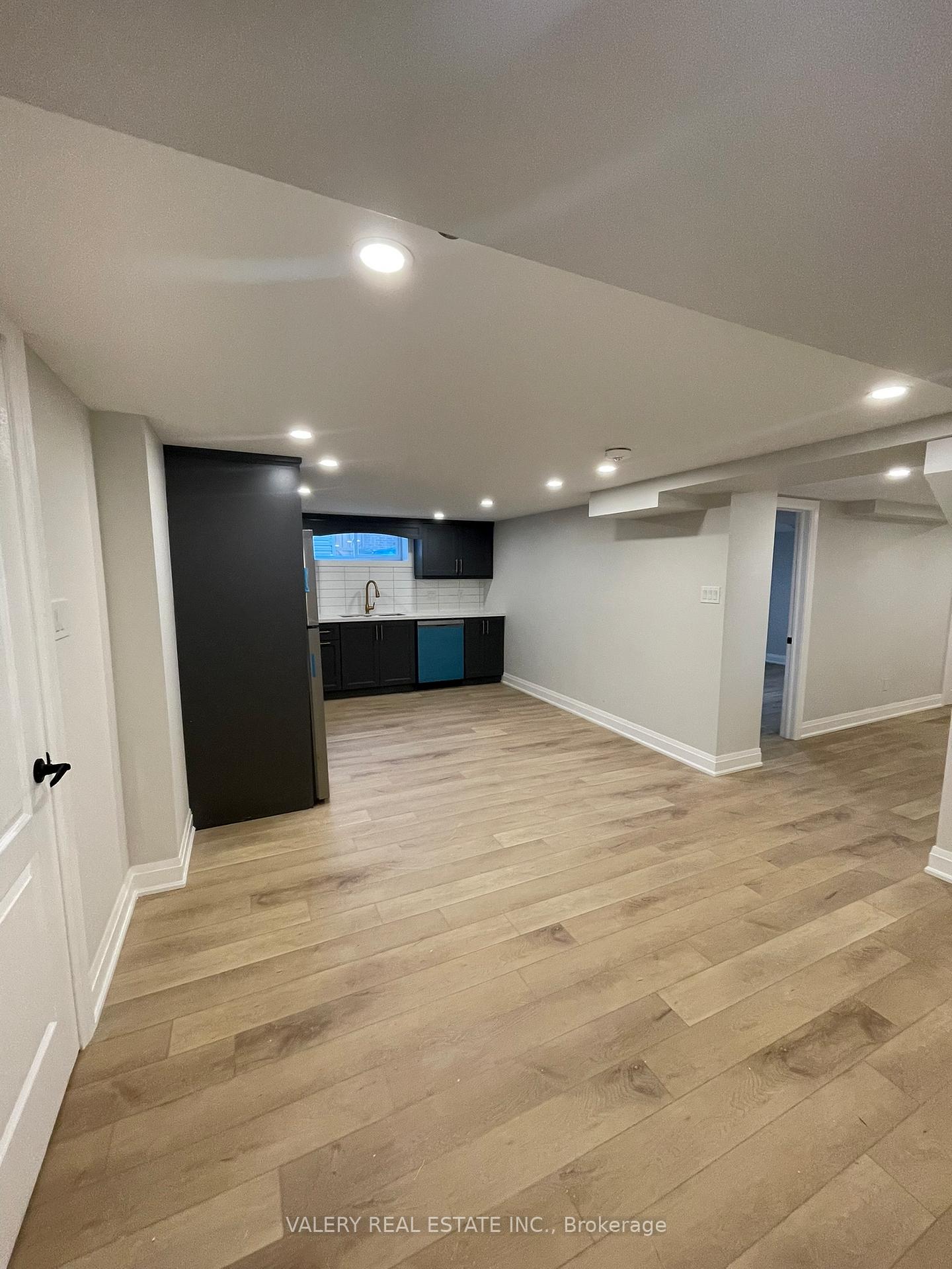 Photo 12 of Unit LOWER, 1119 King Street, Whitby, Downtown Whitby — HOMEH