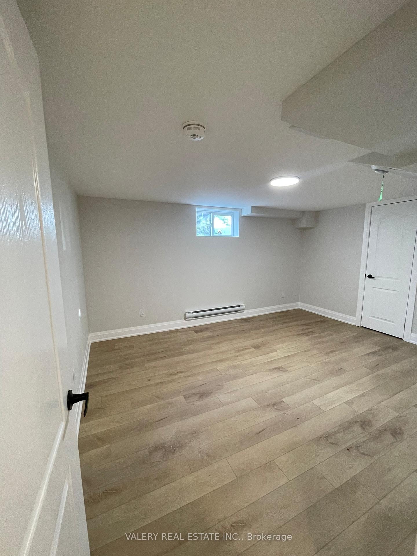 Photo 14 of Unit LOWER, 1119 King Street, Whitby, Downtown Whitby — HOMEH