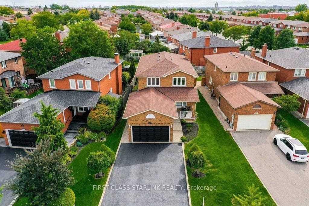 Photo 1 of Unit Lower, 147 Adrianno Crescent, Vaughan, East Woodbridge — HOMEH