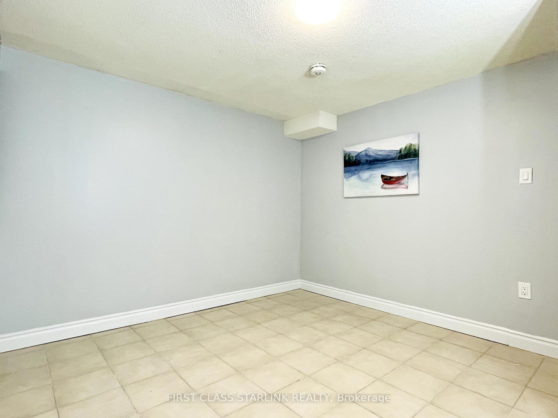 Photo 20 of Unit Lower, 147 Adrianno Crescent, Vaughan, East Woodbridge — HOMEH