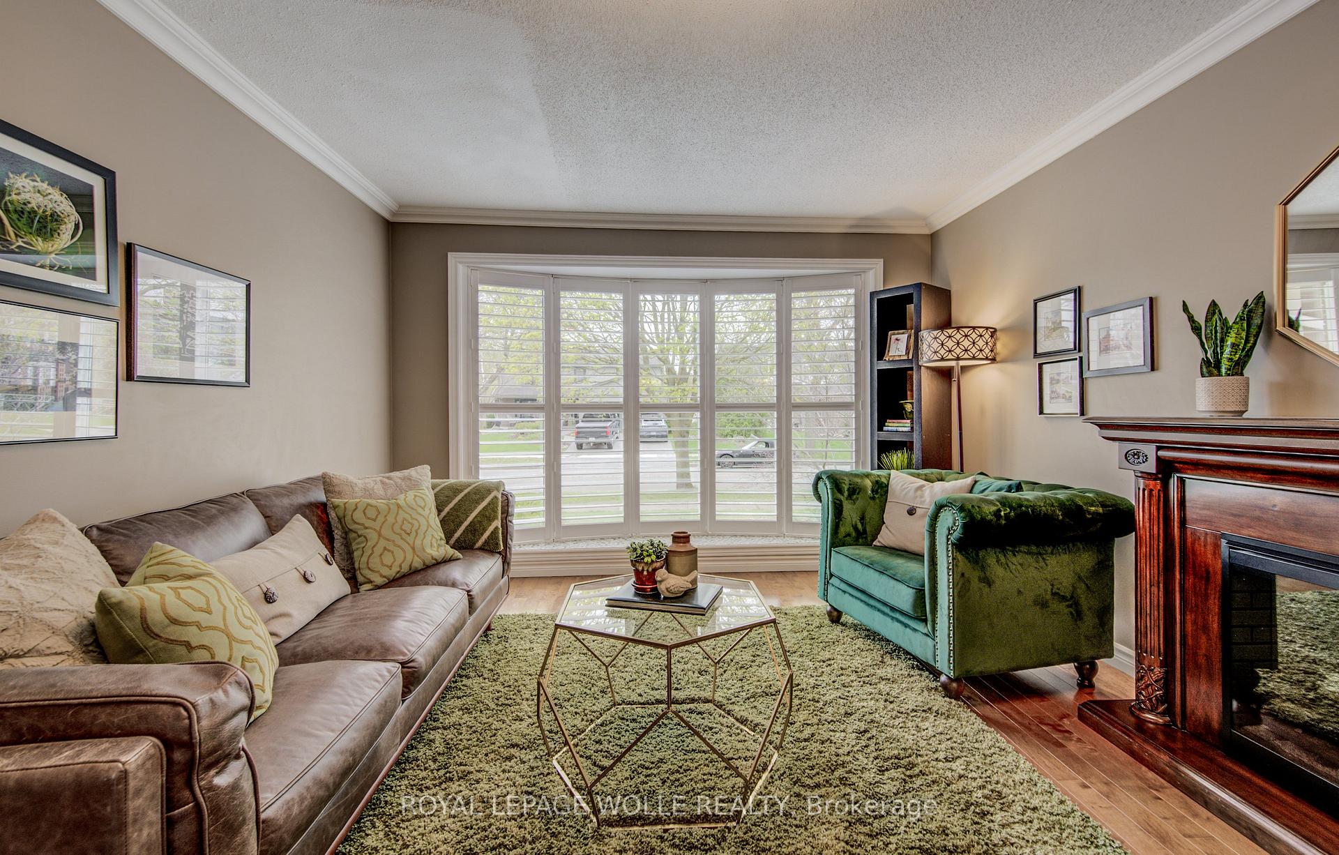 Photo 8 of 271 Beechlawn Drive, Waterloo — HOMEH