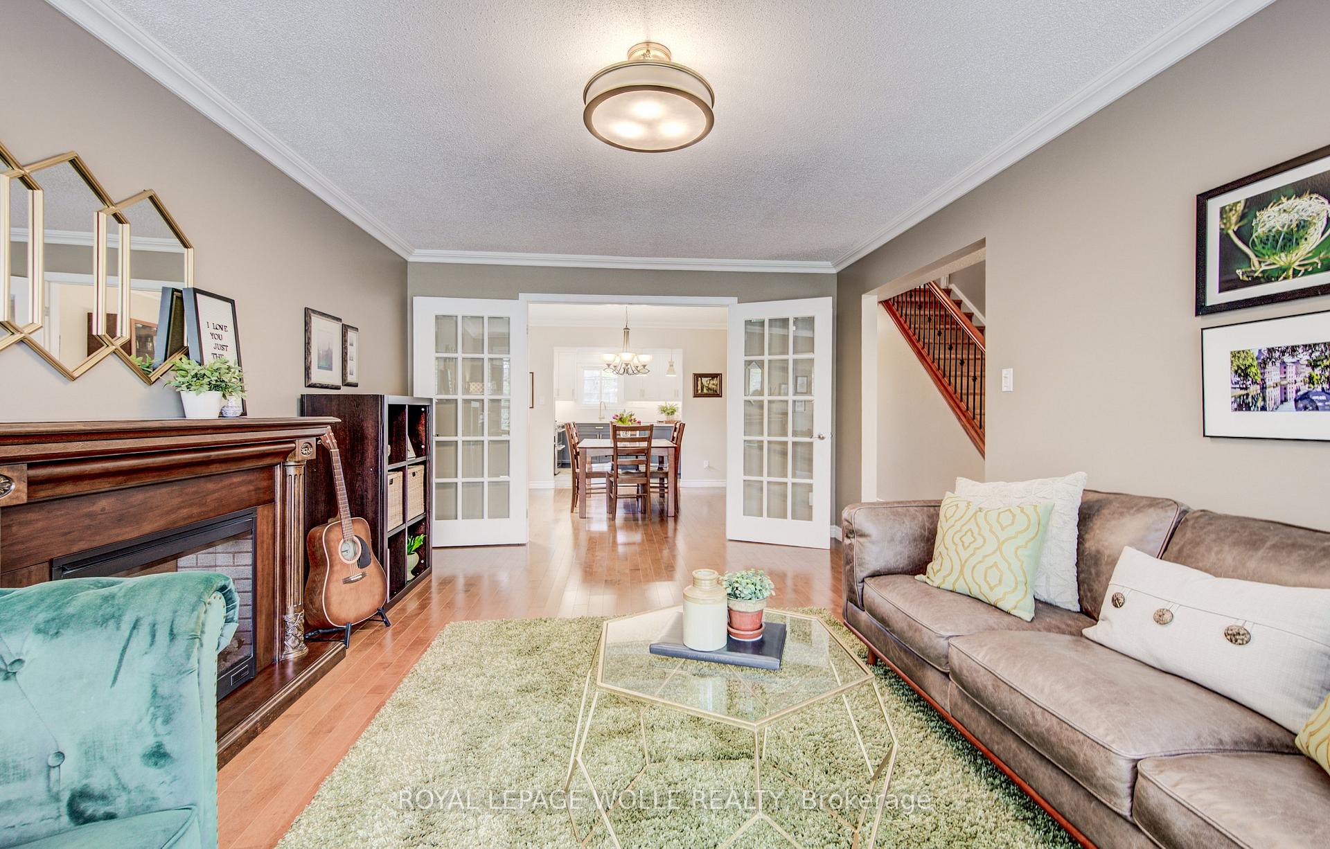 Photo 9 of 271 Beechlawn Drive, Waterloo — HOMEH