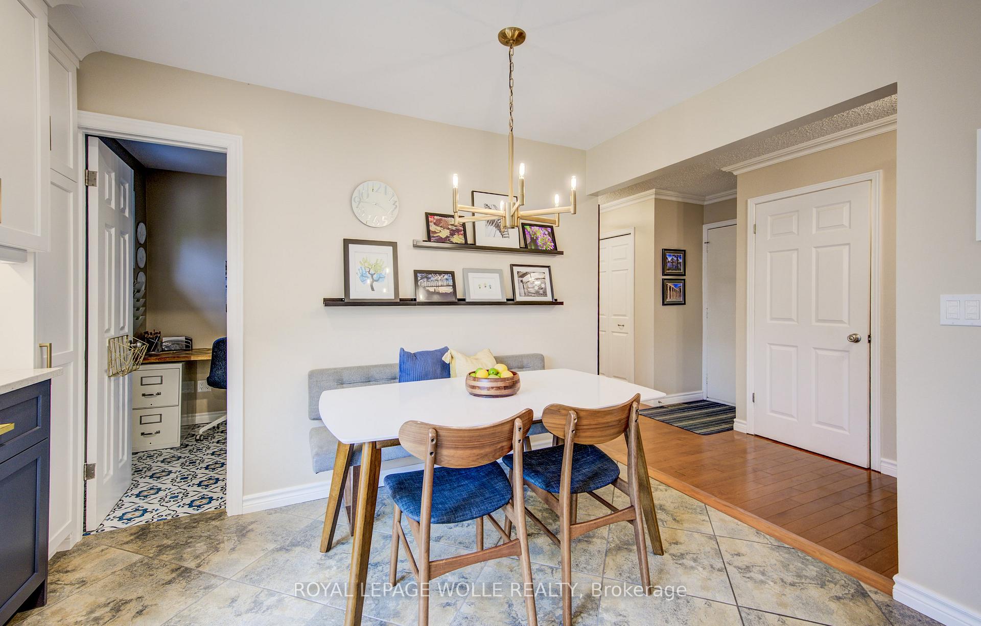 Photo 13 of 271 Beechlawn Drive, Waterloo — HOMEH