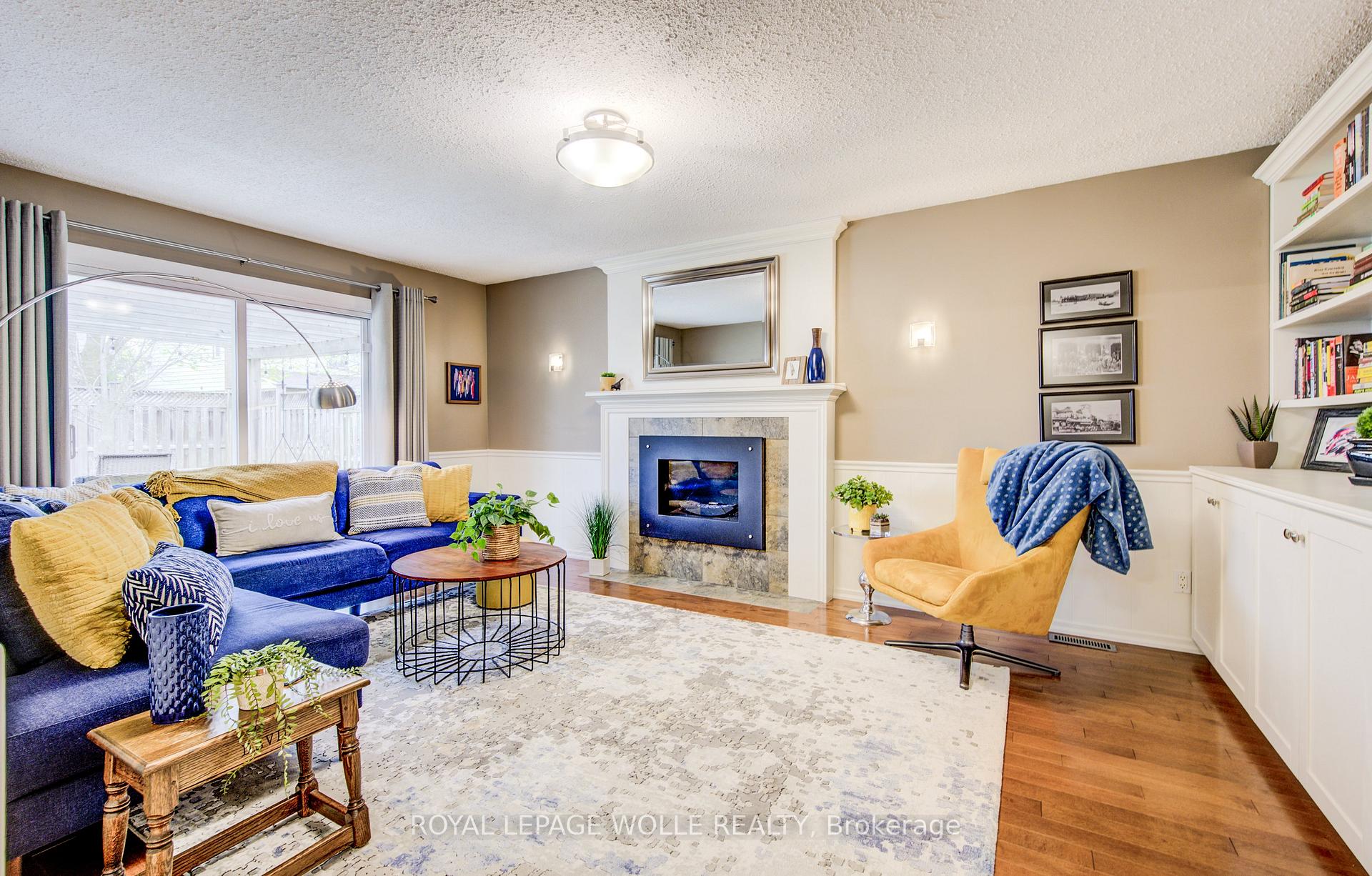 Photo 18 of 271 Beechlawn Drive, Waterloo — HOMEH