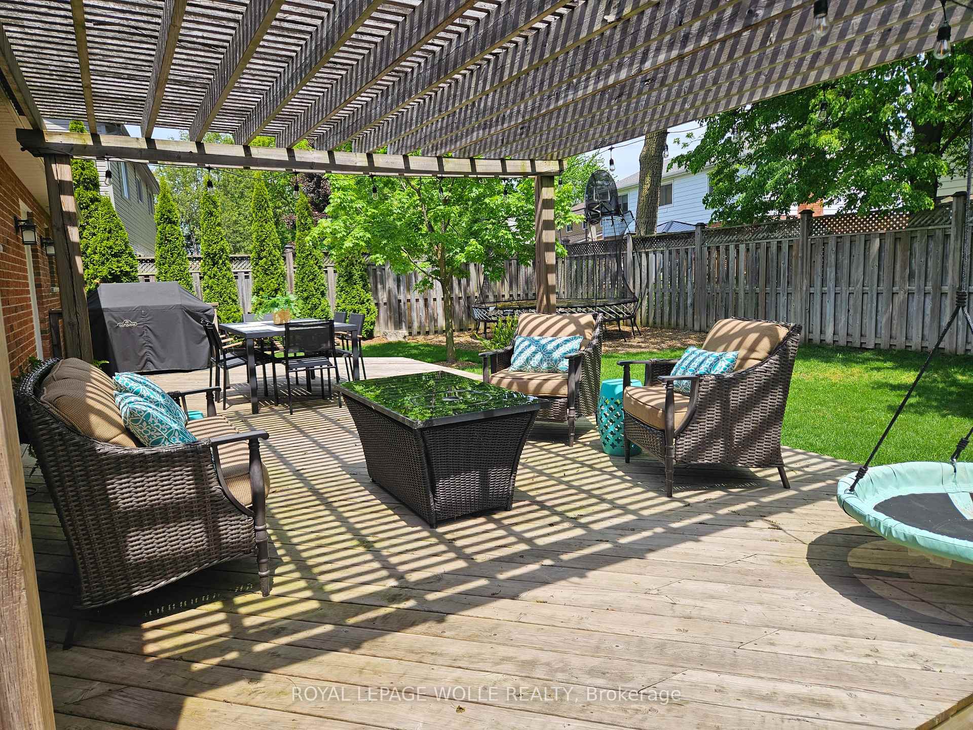 Photo 36 of 271 Beechlawn Drive, Waterloo — HOMEH