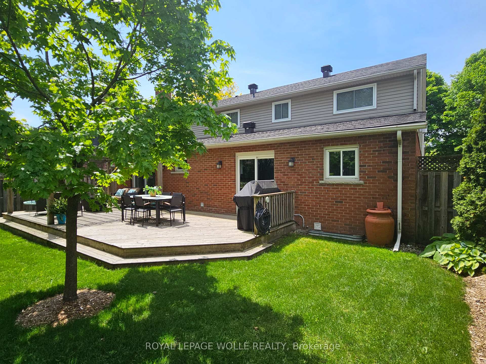 Photo 40 of 271 Beechlawn Drive, Waterloo — HOMEH