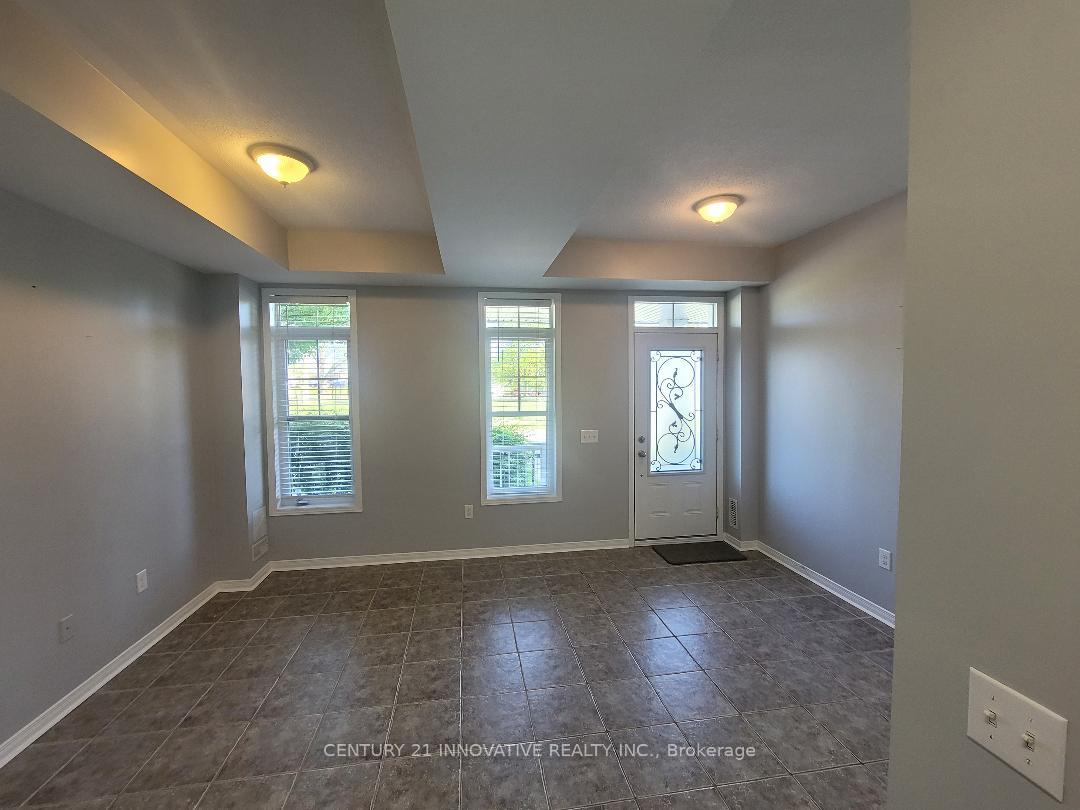 Photo 8 of 114 Harbourside Drive, Whitby, Port Whitby — HOMEH