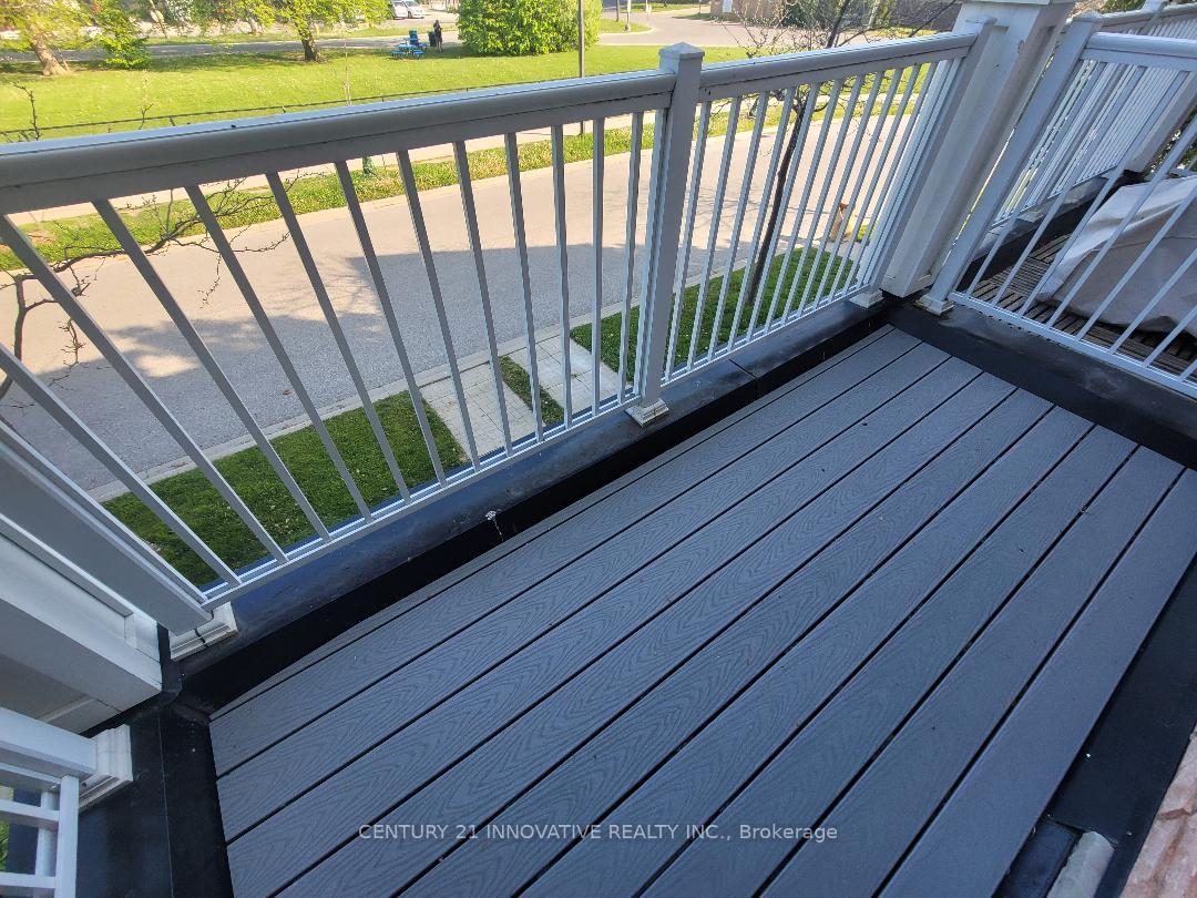 Photo 12 of 114 Harbourside Drive, Whitby, Port Whitby — HOMEH