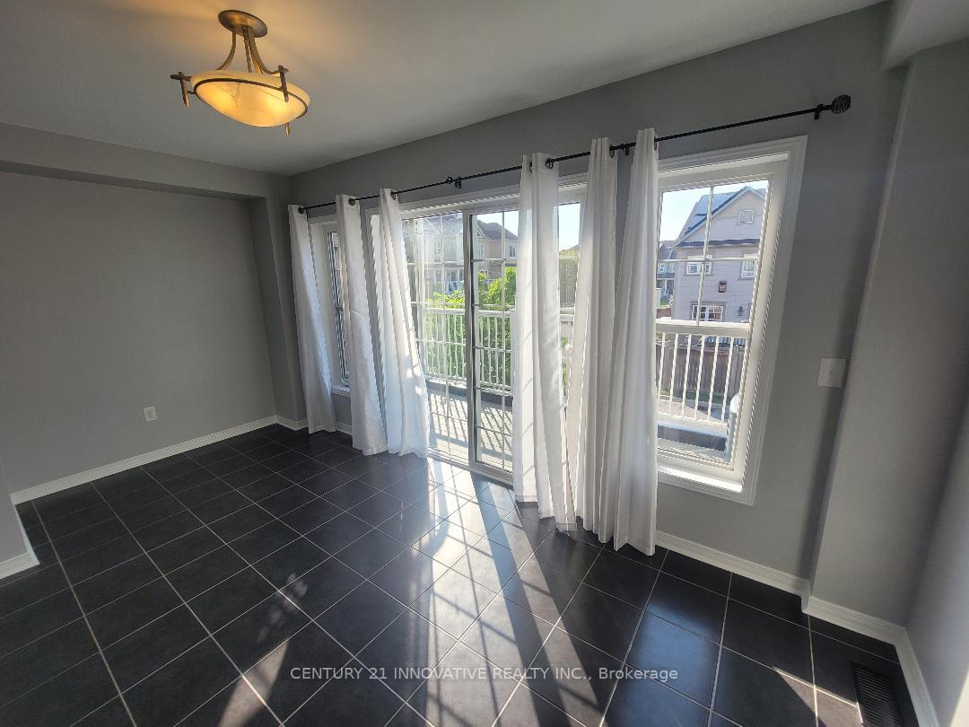 Photo 13 of 114 Harbourside Drive, Whitby, Port Whitby — HOMEH