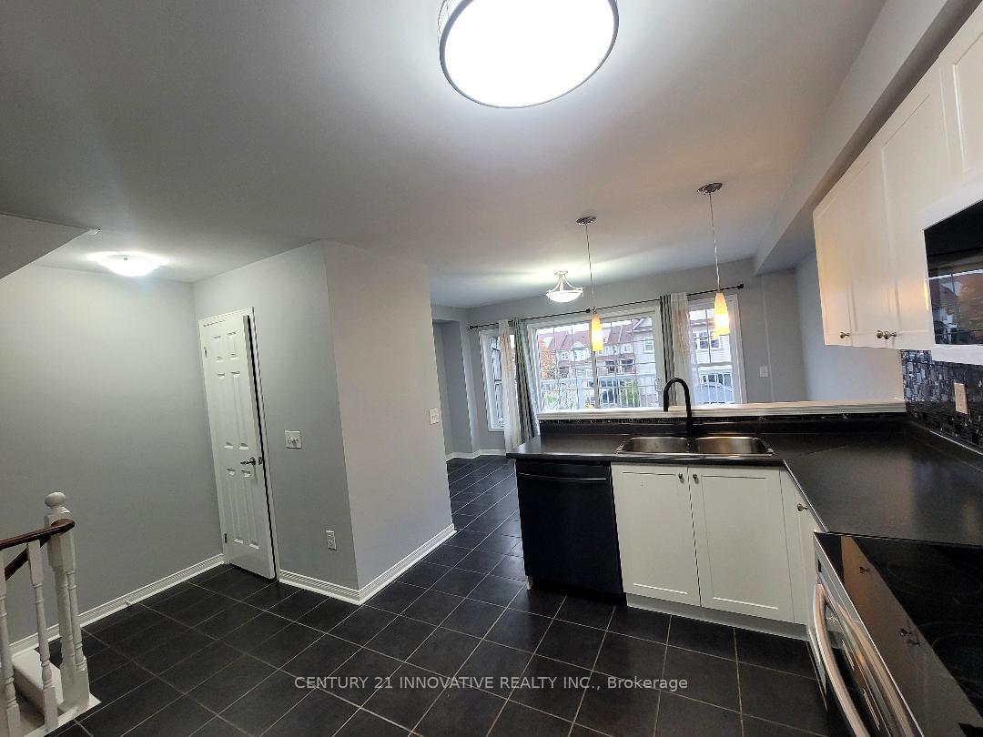 Photo 17 of 114 Harbourside Drive, Whitby, Port Whitby — HOMEH