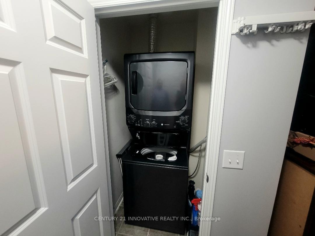Photo 29 of 114 Harbourside Drive, Whitby, Port Whitby — HOMEH