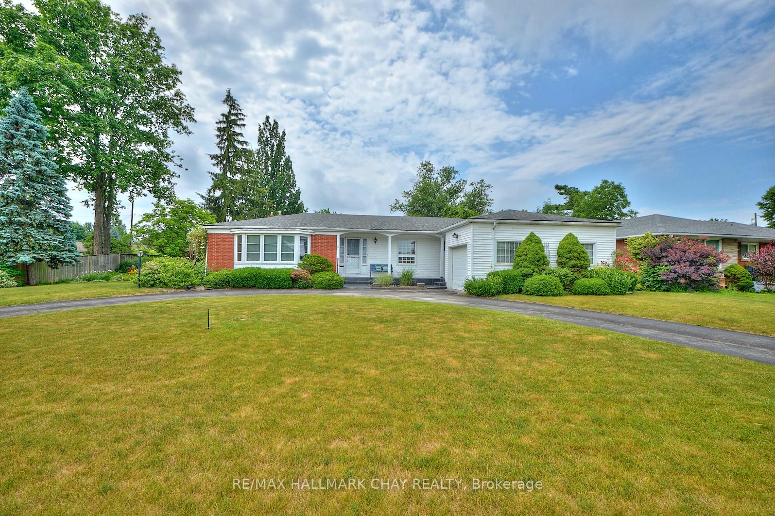 Photo 1 of 6 Glendale Drive, Welland, Prince Charles — HOMEH