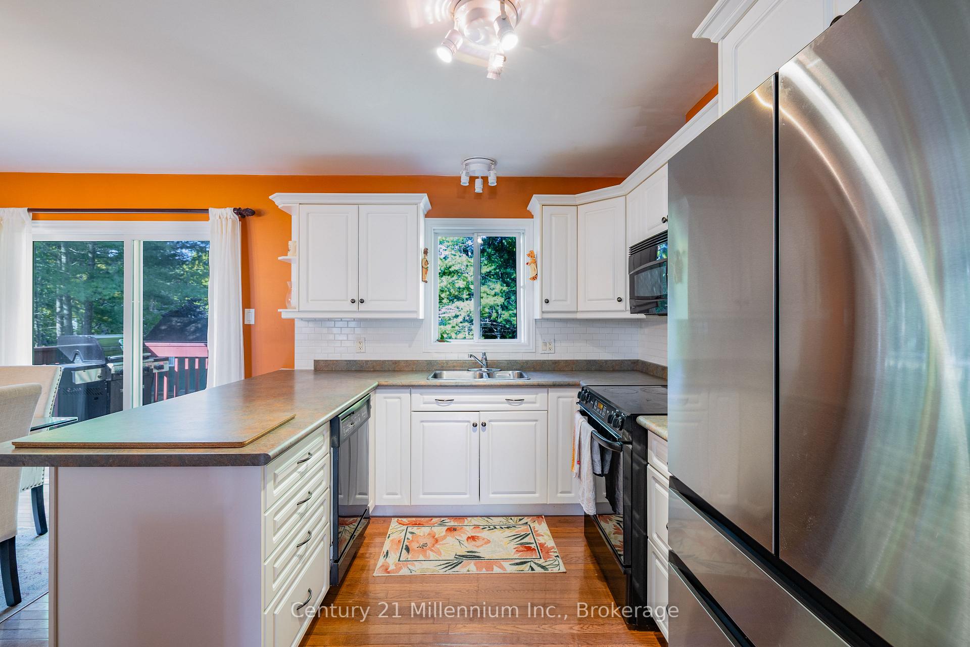 Photo 6 of 30 Smallman Drive, Wasaga Beach — HOMEH