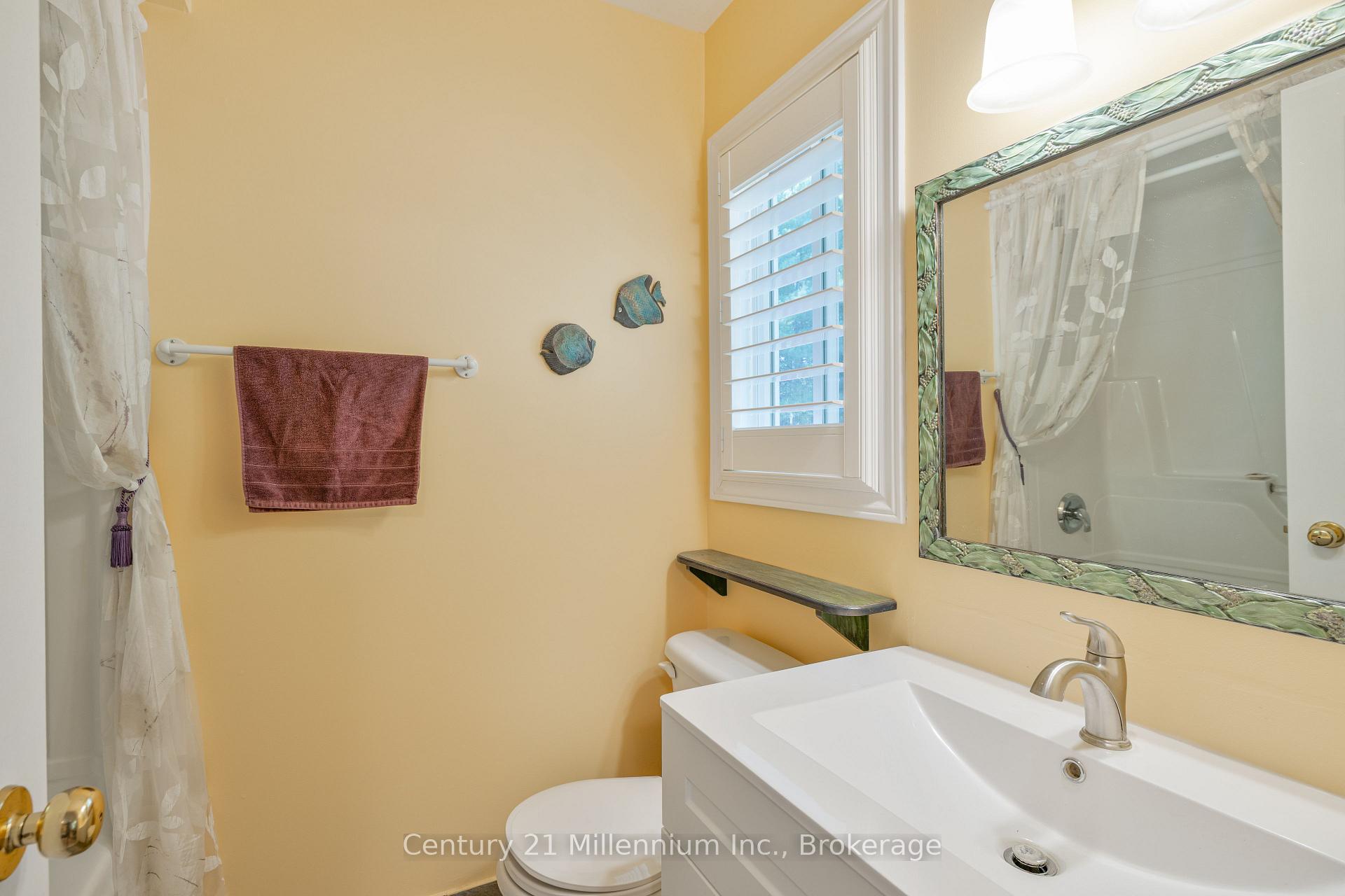 Photo 13 of 30 Smallman Drive, Wasaga Beach — HOMEH