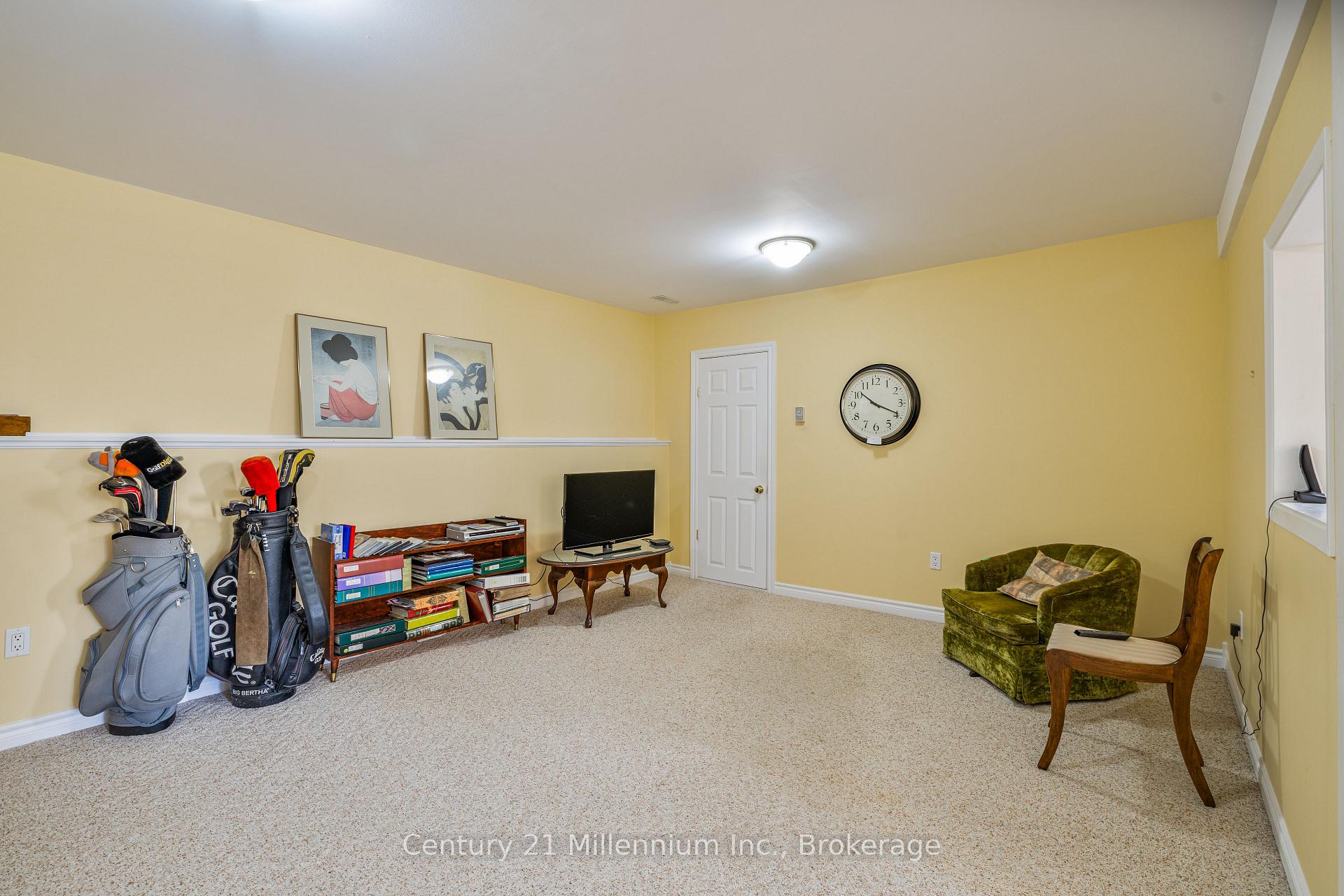 Photo 16 of 30 Smallman Drive, Wasaga Beach — HOMEH
