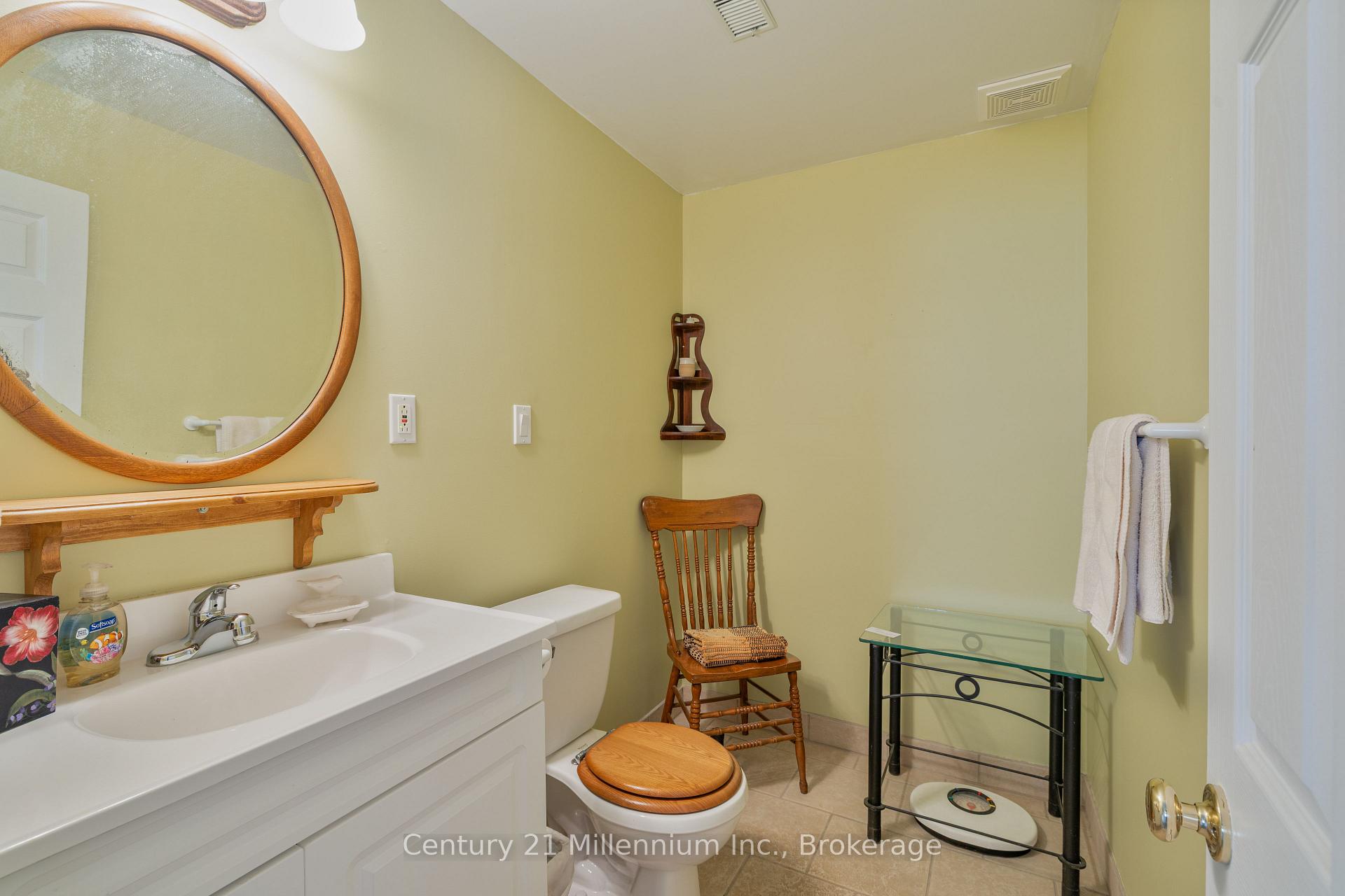 Photo 19 of 30 Smallman Drive, Wasaga Beach — HOMEH