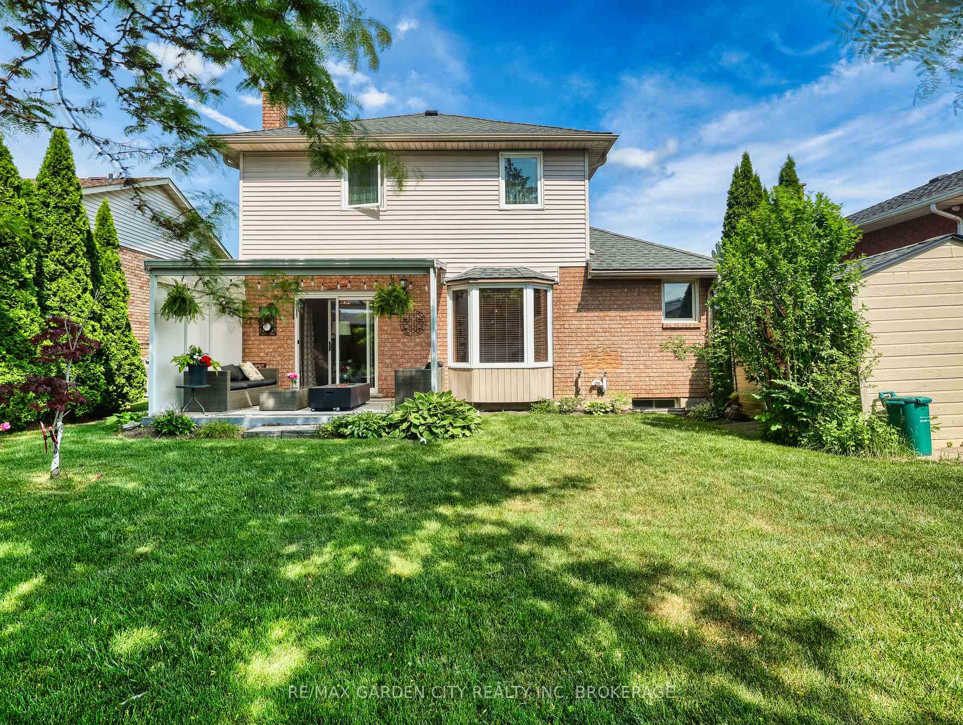 Photo 5 of 192 Northwood Drive, Welland, N. Welland — HOMEH