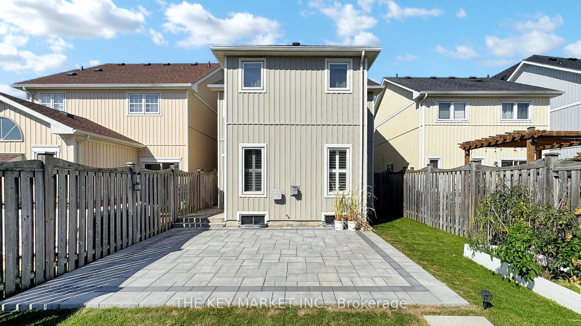 Photo 57 of 3 Cranborne Crescent, Whitby, Brooklin — HOMEH