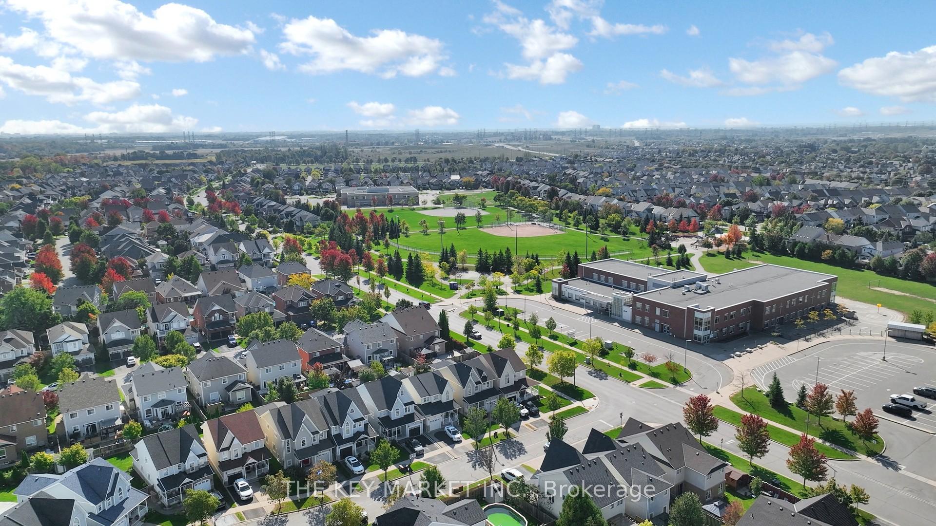 Photo 65 of 3 Cranborne Crescent, Whitby, Brooklin — HOMEH