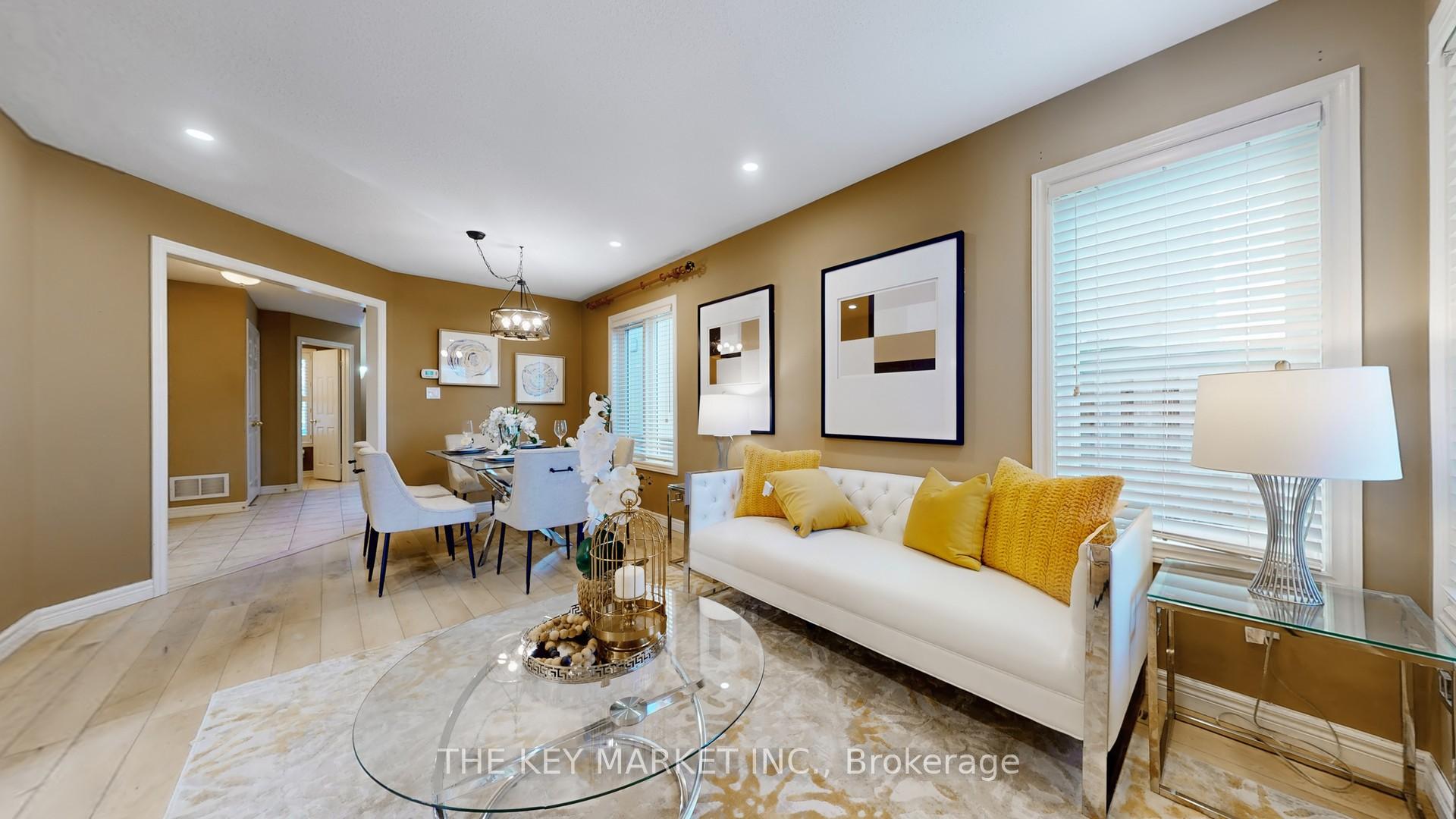 Photo 9 of 3 Cranborne Crescent, Whitby, Brooklin — HOMEH