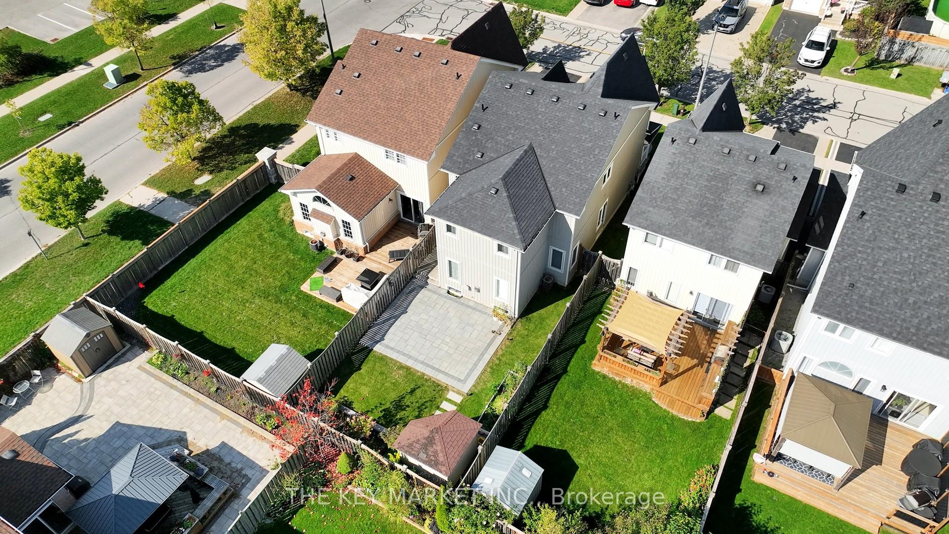 Photo 90 of 3 Cranborne Crescent, Whitby, Brooklin — HOMEH