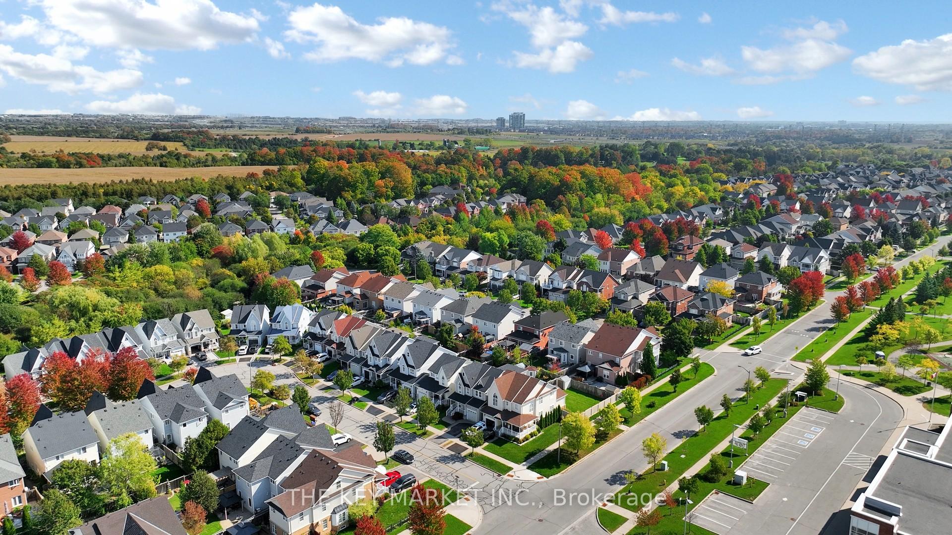 Photo 95 of 3 Cranborne Crescent, Whitby, Brooklin — HOMEH